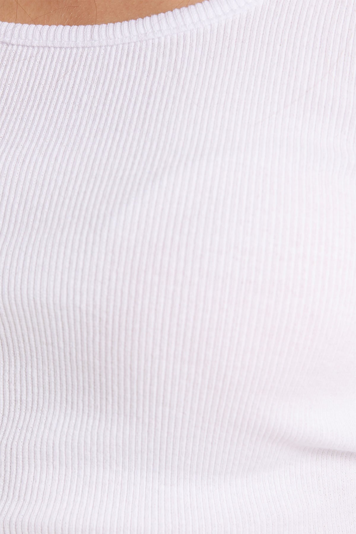 TUDORS Kadın Slim Fit Dar Kesim Askılı Kare Yaka Pamuklu Beyaz Crop Atlet görsel 5