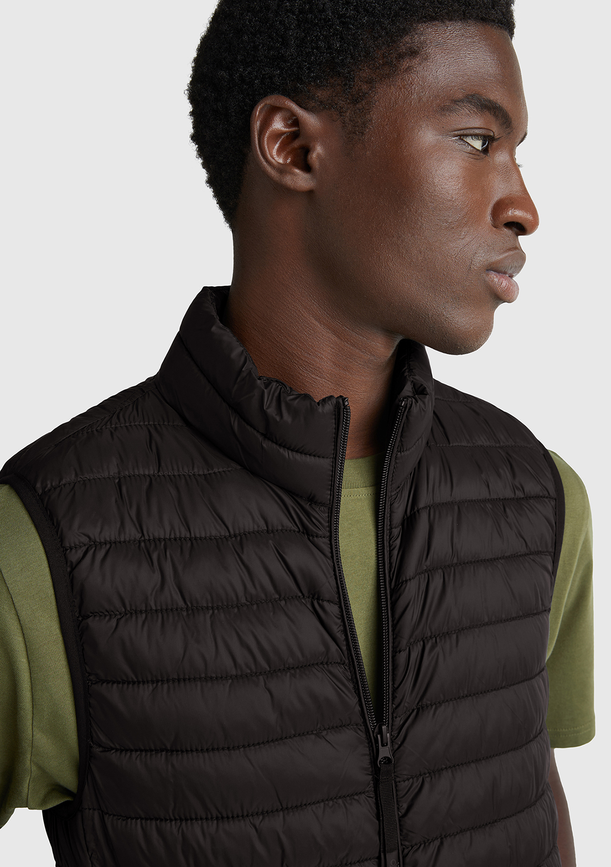 United Colors Of Benetton Erkek Siyah Polyester Dolgulu Regular Fit Yelek görsel 6