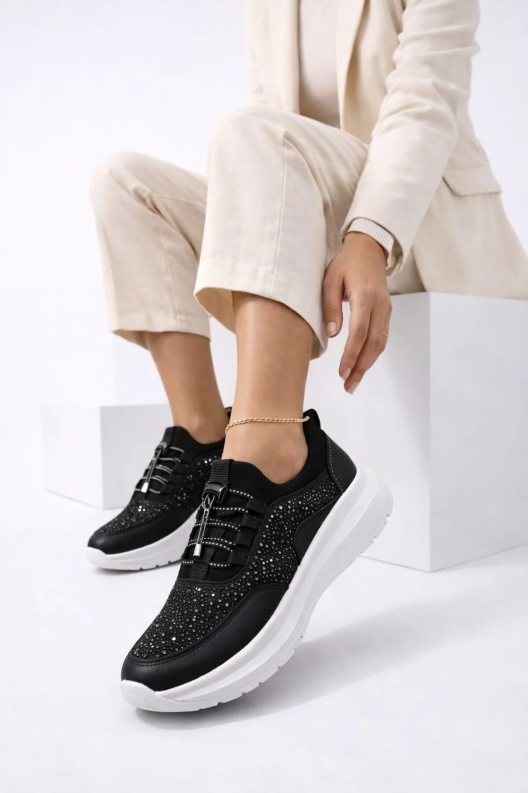 Slipcat Kadın Taş İşlemeli Akıllı Bağcıklı Sneaker Kalın Taban Spor Ayakkabı görsel 5