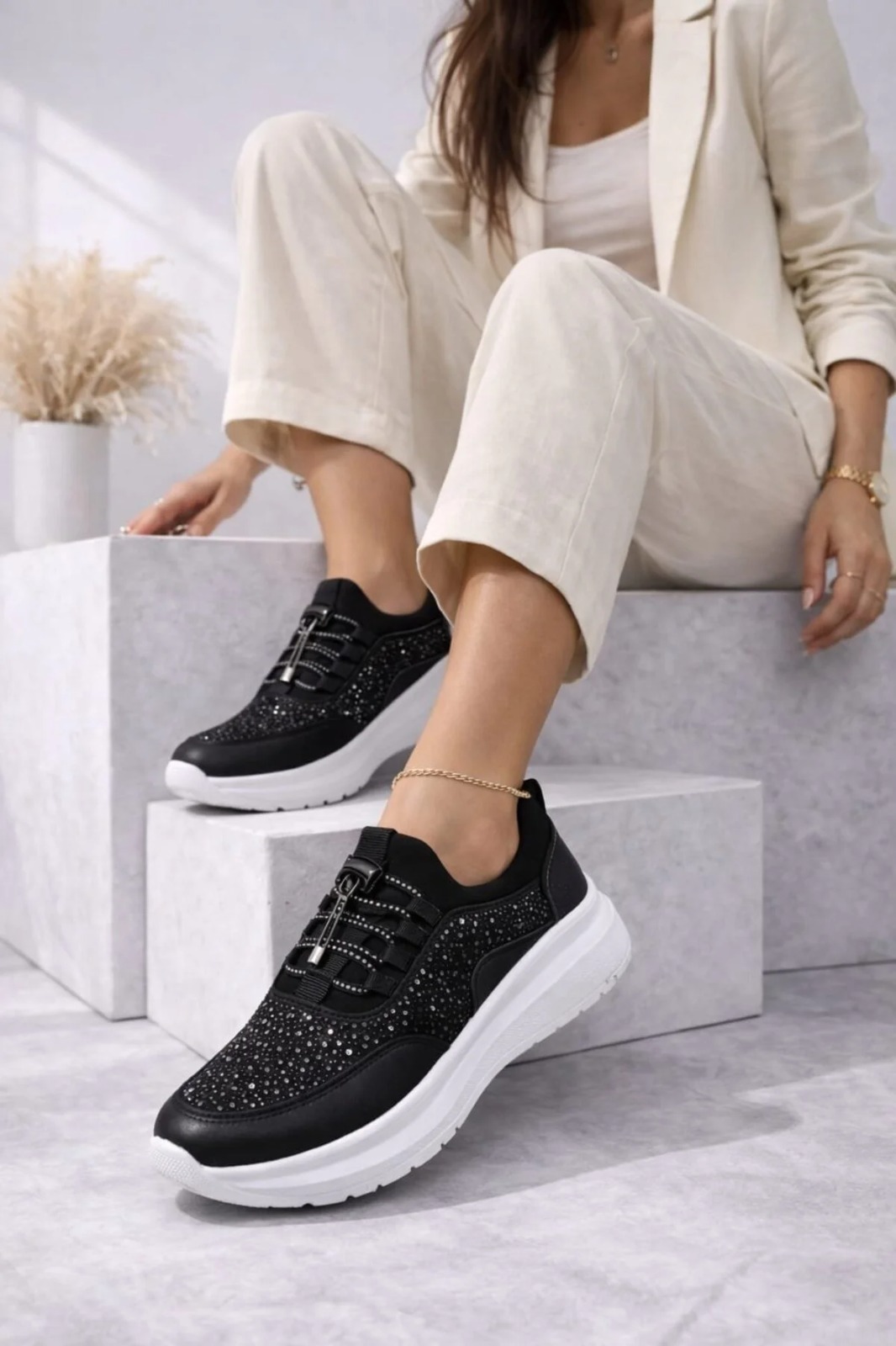 Slipcat Kadın Taş İşlemeli Akıllı Bağcıklı Sneaker Kalın Taban Spor Ayakkabı görsel 7