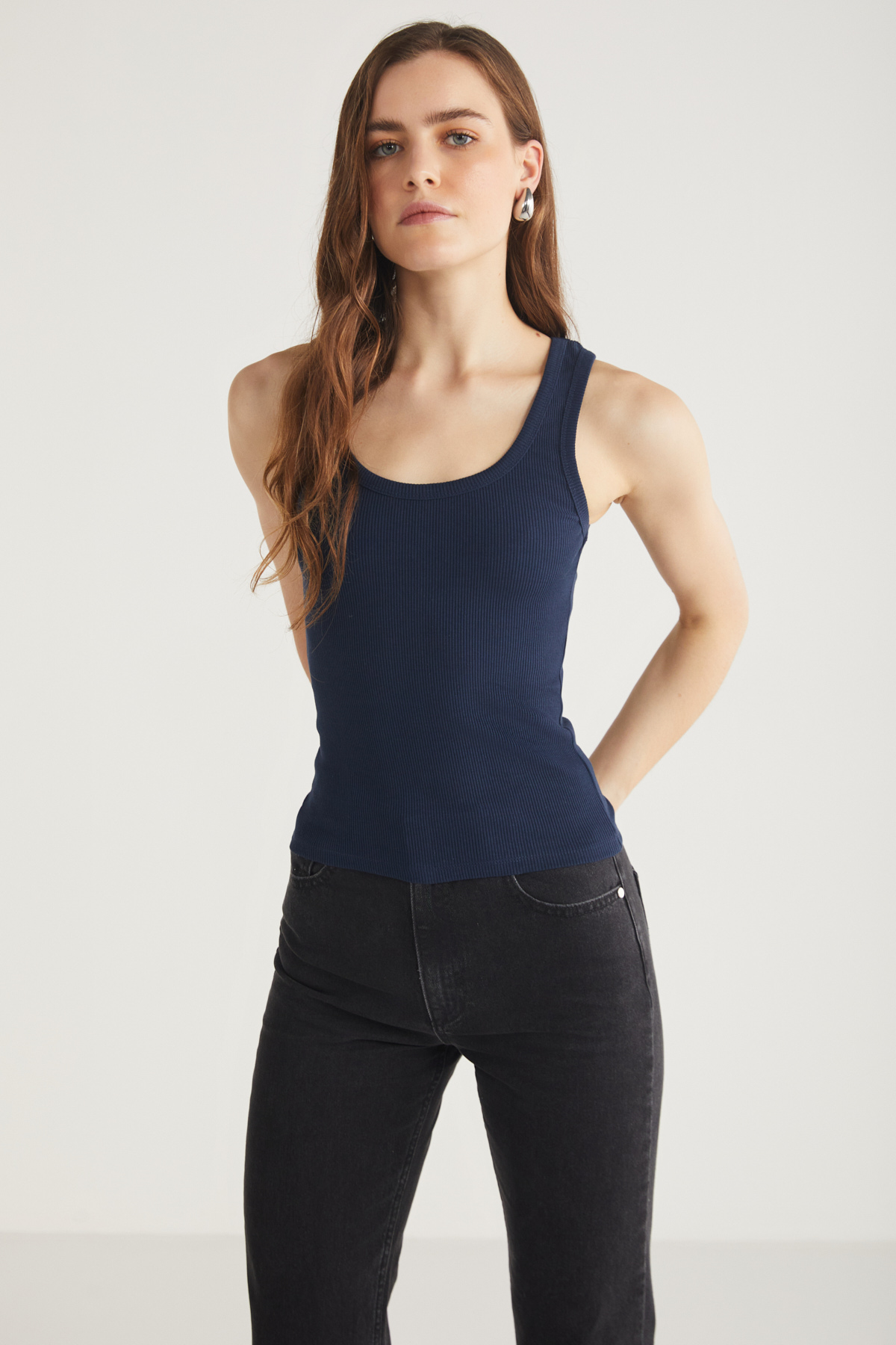 ETHIQUET LILLESOL Kadın Fitilli Görünümlü Slim Fit Vücuda Oturan Havuz Yakalı Pamuklu Basic LACİVERT Atlet görsel 3