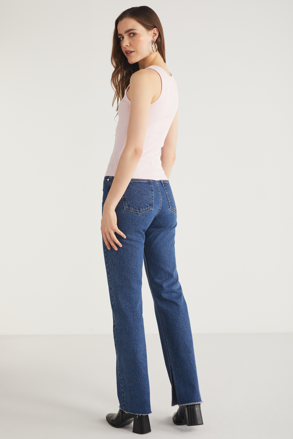 ETHIQUET LILLESOL Kadın Fitilli Görünümlü Slim Fit Vücuda Oturan Havuz Yakalı Pamuklu Basic PEMBE Atlet görsel 6