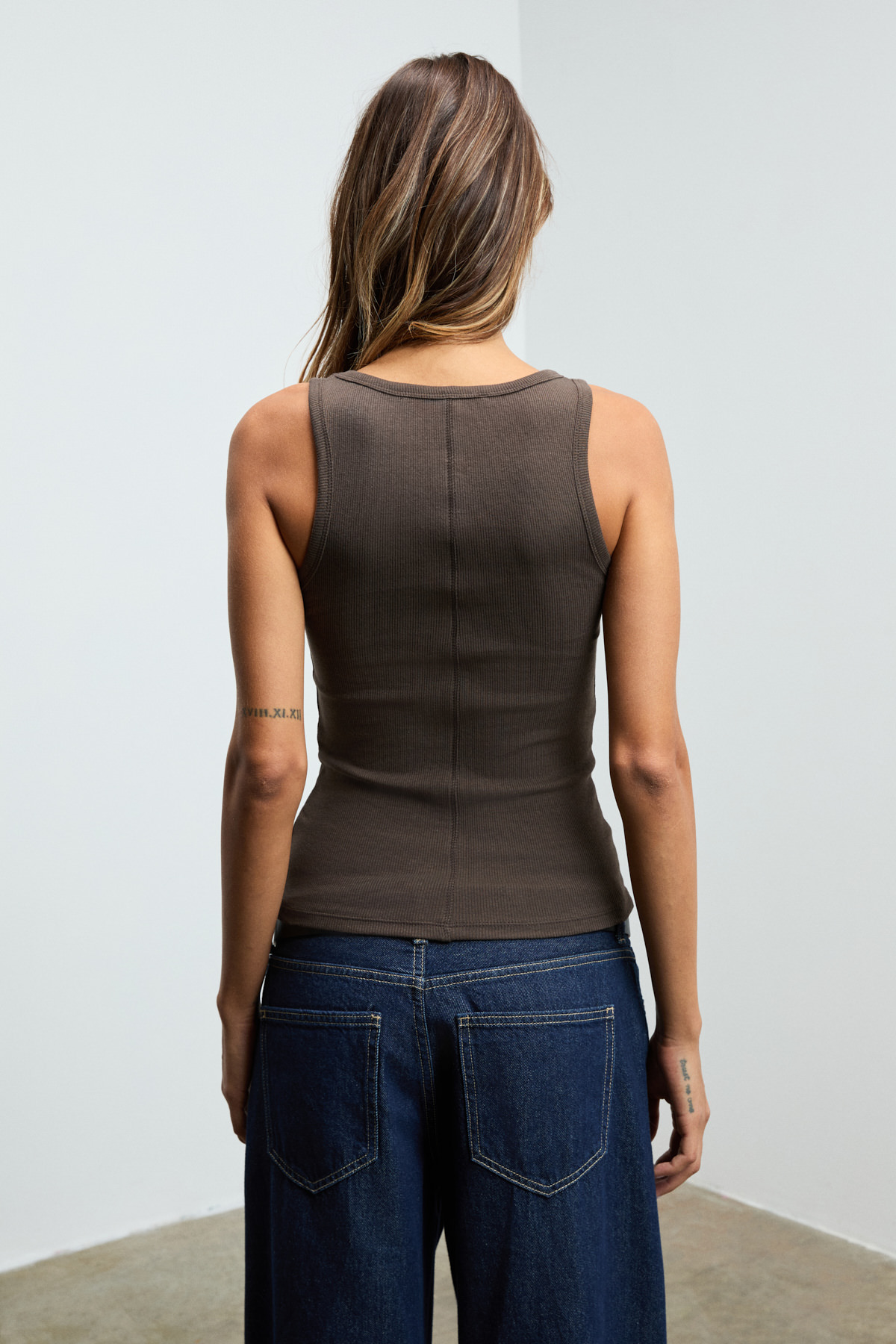ETHIQUET LILLESOL Kadın Fitilli Görünümlü Slim Fit Vücuda Oturan Havuz Yakalı Pamuklu Basic KAHVERENGİ Atlet görsel 6