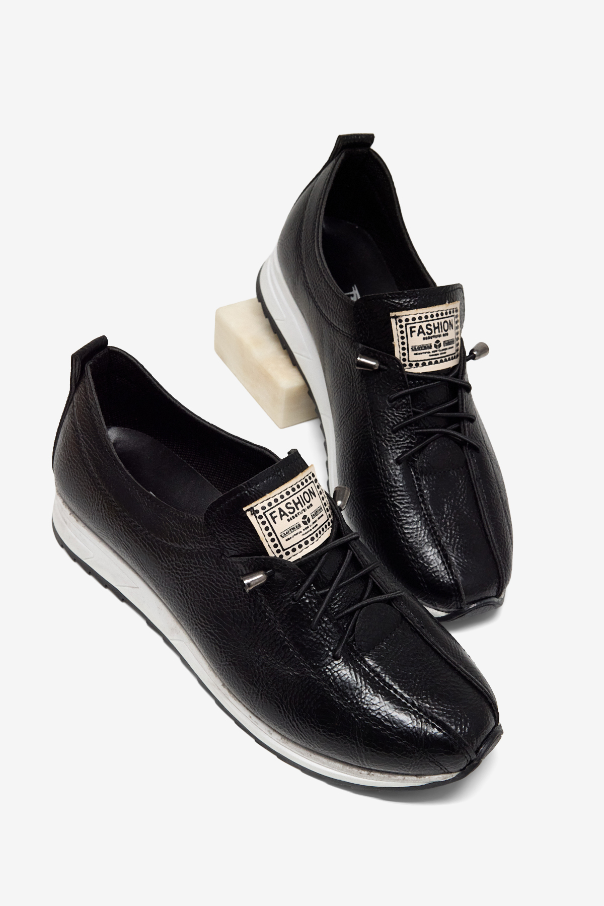 TONNY BLACK Kadın Siyah Rahat Kalıp Ortopedik Bağcıklı Loafer görsel 2