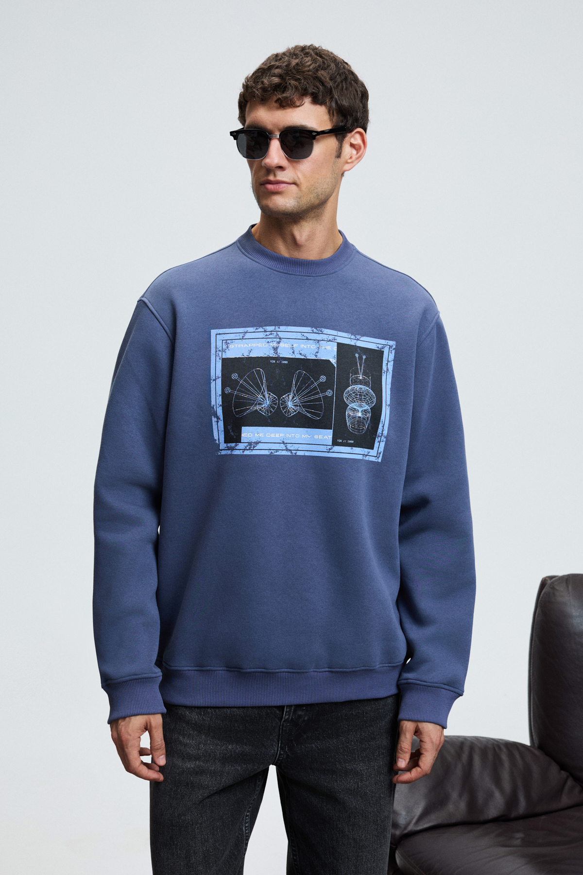 GRIMELANGE LUCIAN Erkek Göğsü Ve Sırtı Baskılı Yuvarlak Yaka Regular Fit İNDİGO Sweatshirt görsel 2