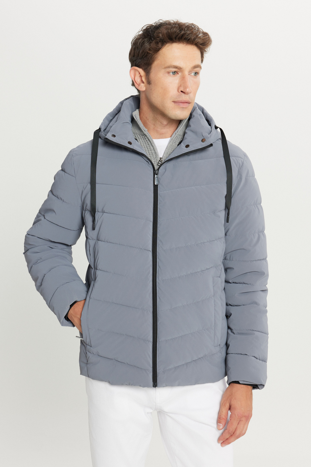 AC&Co / Altınyıldız Classics Erkek Gri Standart Fit Normal Kesim Kapüşonlu Yan Cepli Şişme Mont