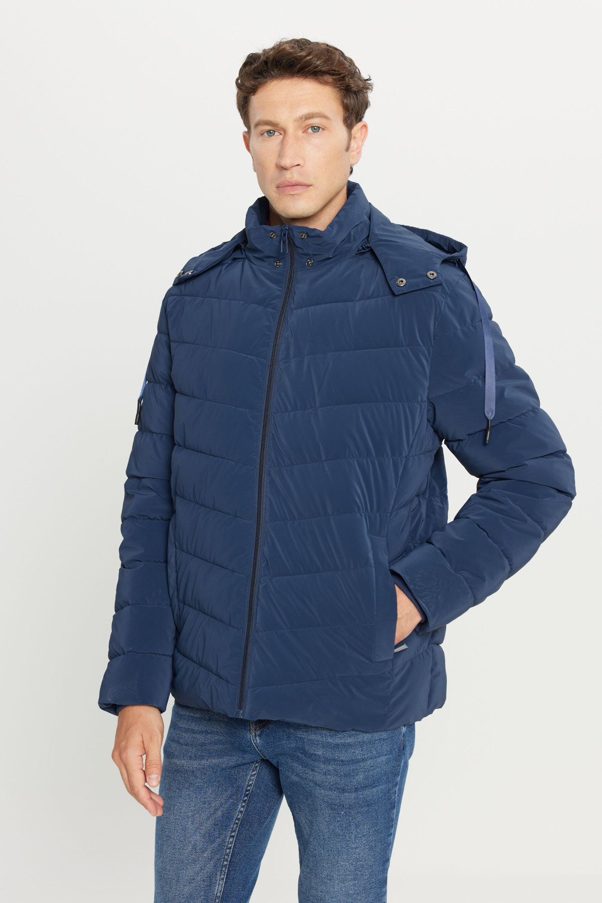 AC&Co / Altınyıldız Classics Erkek Lacivert Standart Fit Normal Kesim Kapüşonlu Yan Cepli görsel 3