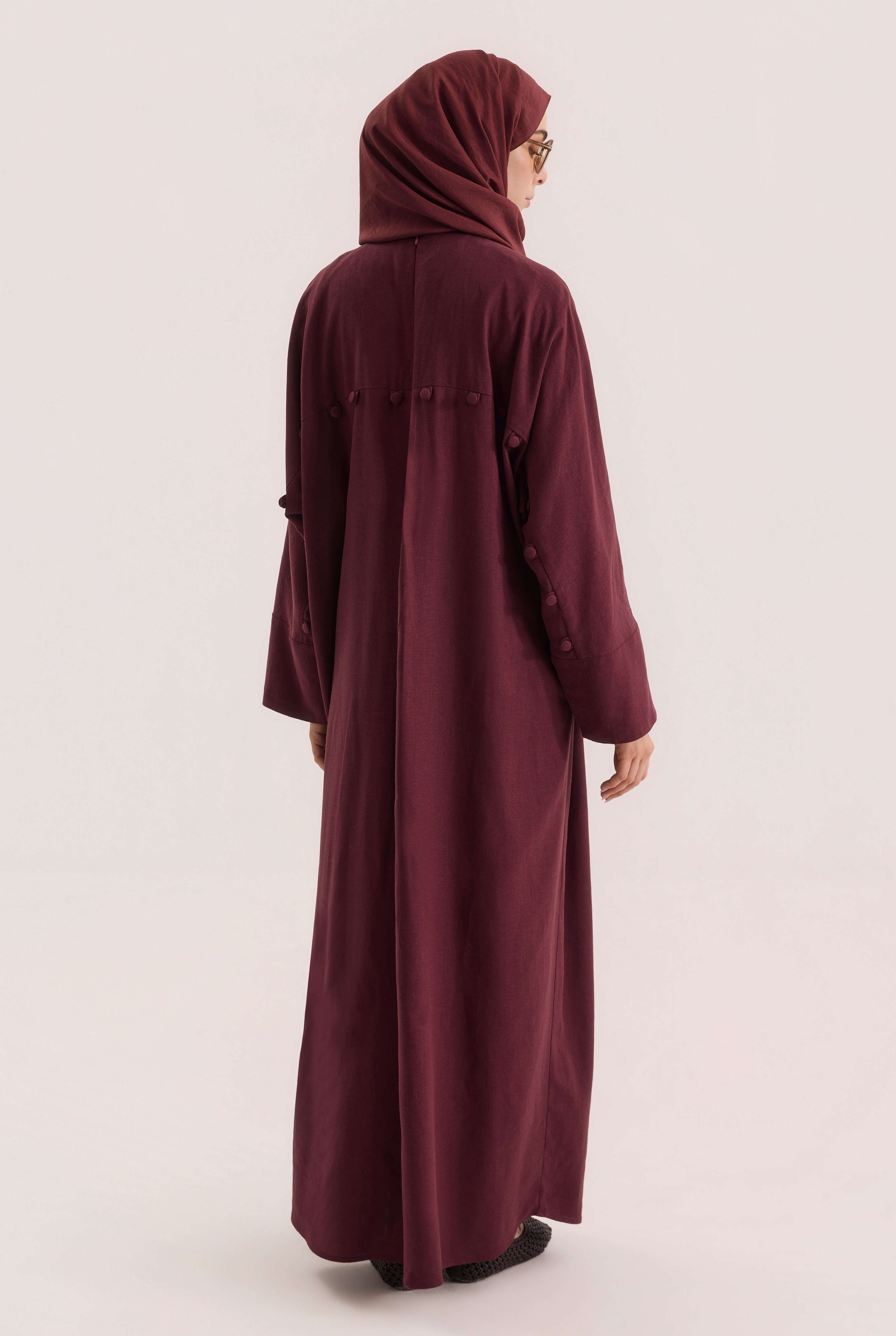 HE-QA Nervür Detaylı Keten Abaya Bordo görsel 3