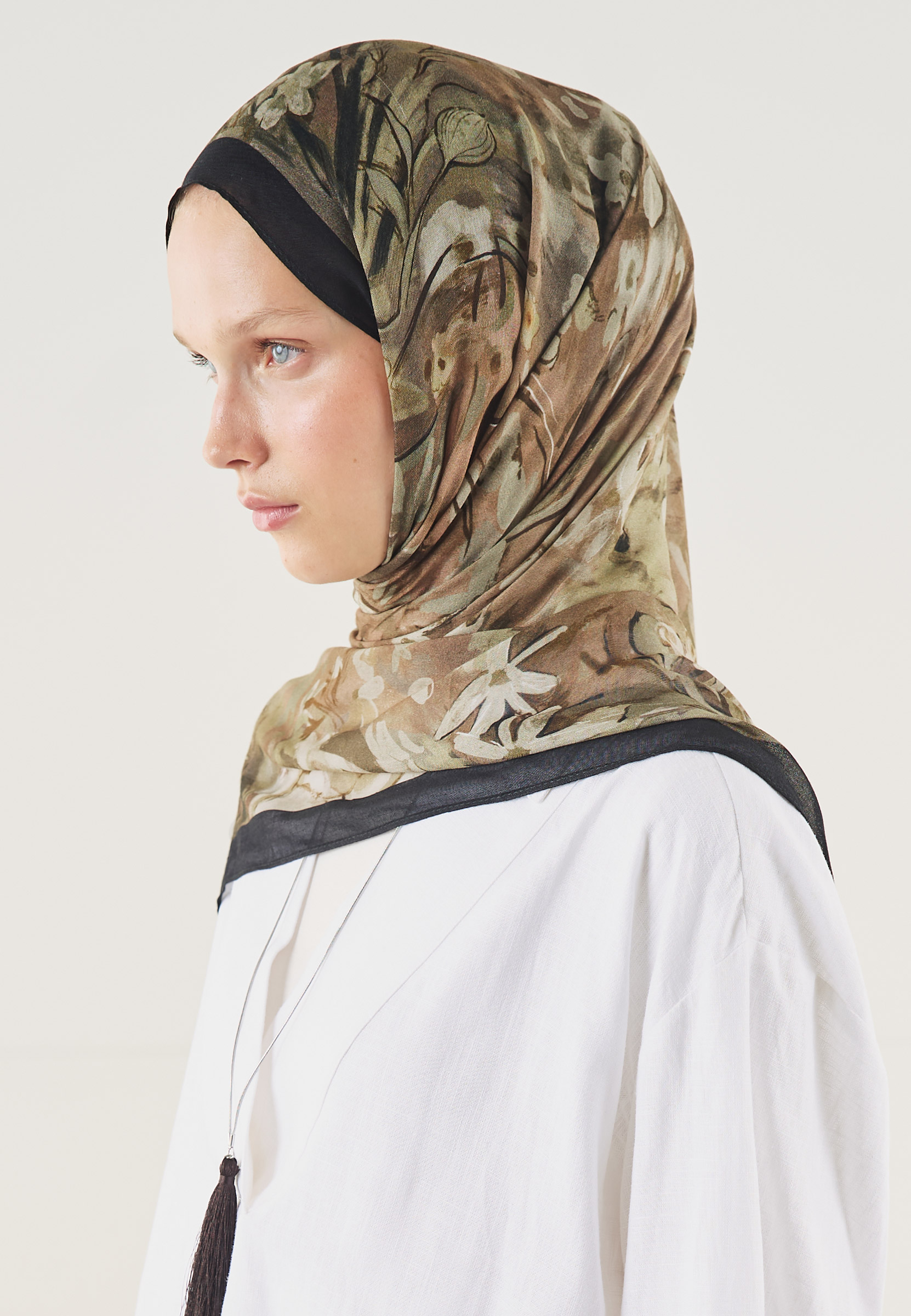 Fresh Scarfs Soft Dream Desen Soft Viskon Şal Siyah görsel 4