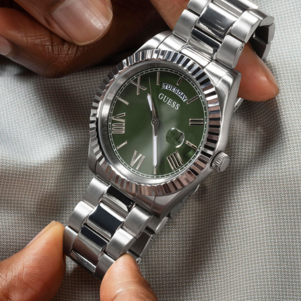 Guess GUGW0265G10 Erkek Kol Saati görsel 8