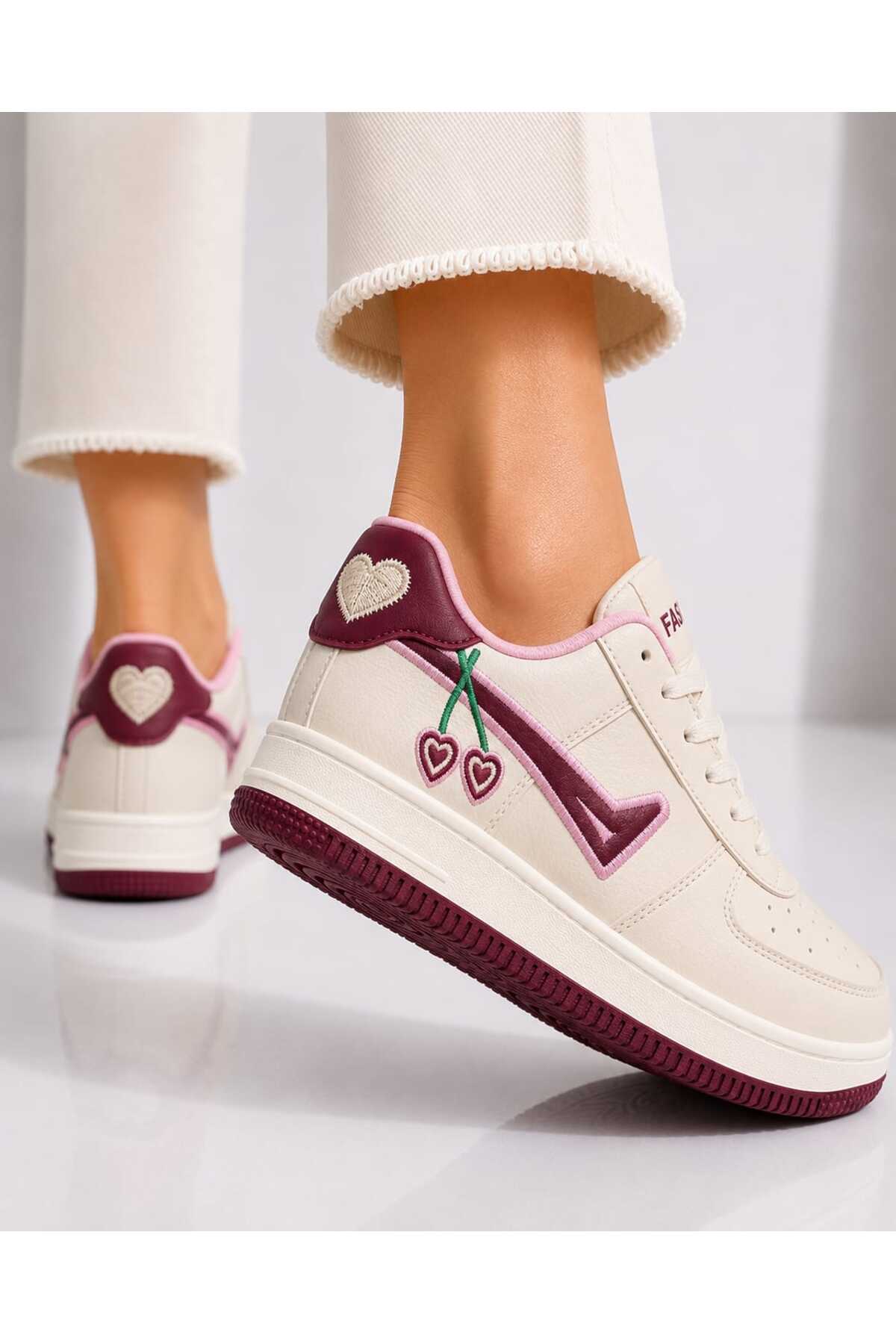 Slipcat Kadın Trend Kiraz İşlemeli Casual Sneaker, Nakış Detaylı Konforlu Günlük Ayakkabı görsel 4