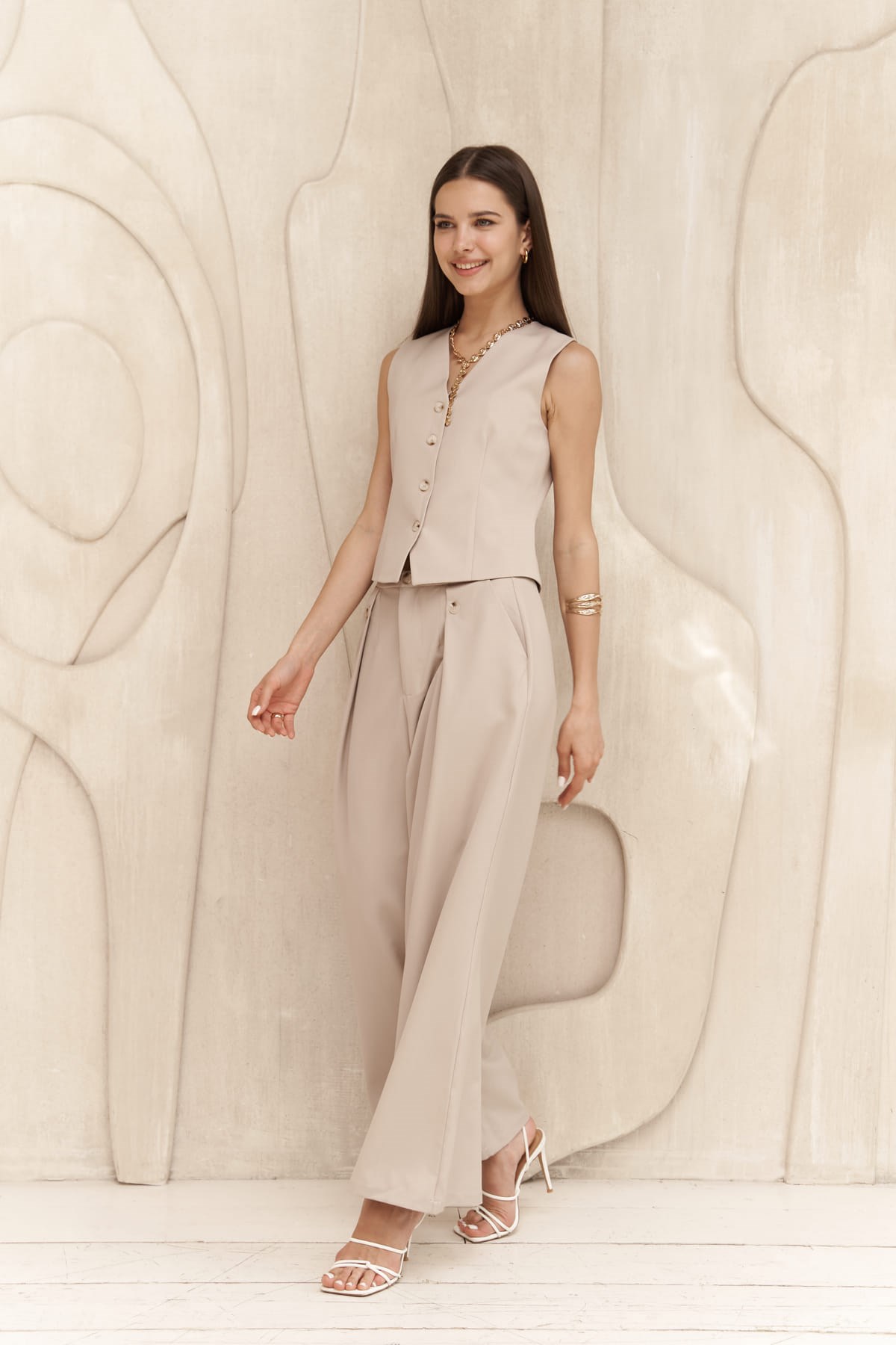 Mai Collection Rianto Koyu Bej Kısa Yelek görsel 3