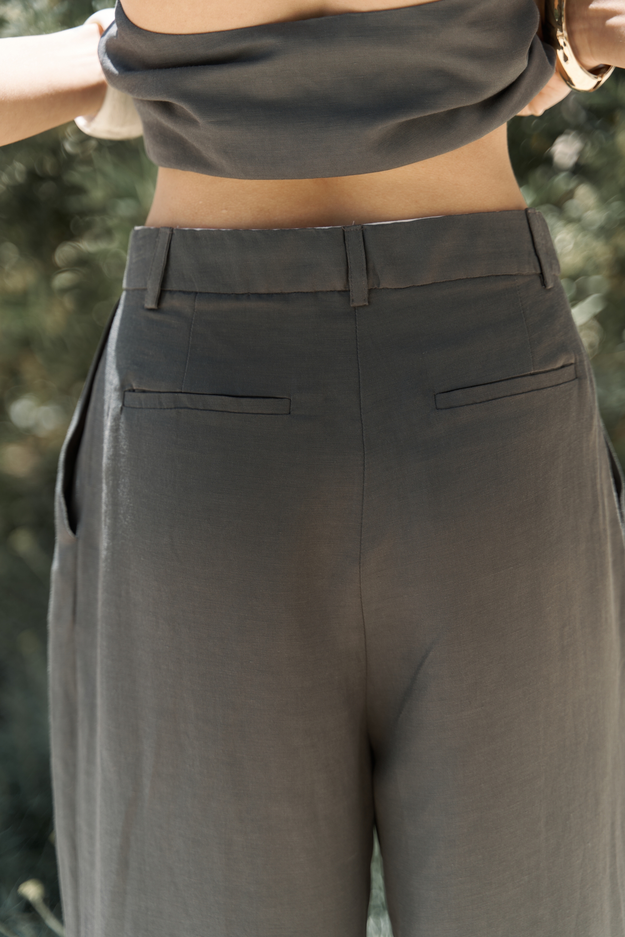 Bohemai Prasetsah Bağlamalı Antrasit Crop Pantolon Takım görsel 8
