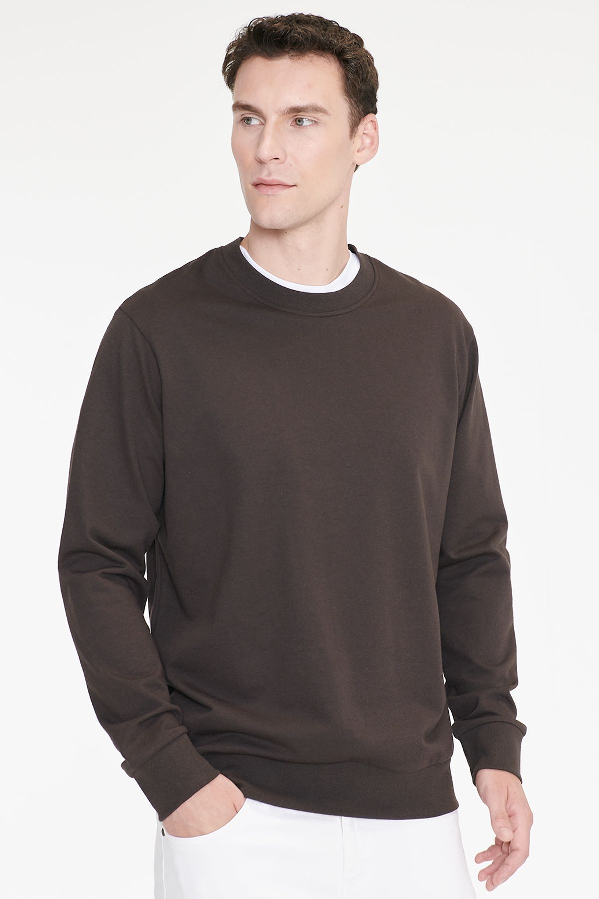 AC&Co / Altınyıldız Classics Erkek Kahverengi Pamuklu Standart Fit Normal Kesim 2 İplik Bisiklet Yaka Sweatshirt