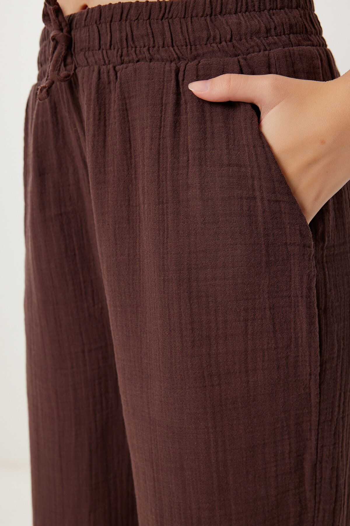 Happiness İstanbul Oversize Müslin Gömlek Pantolon Takım KOYU KAHVERENGİ LSA0014 görsel 5