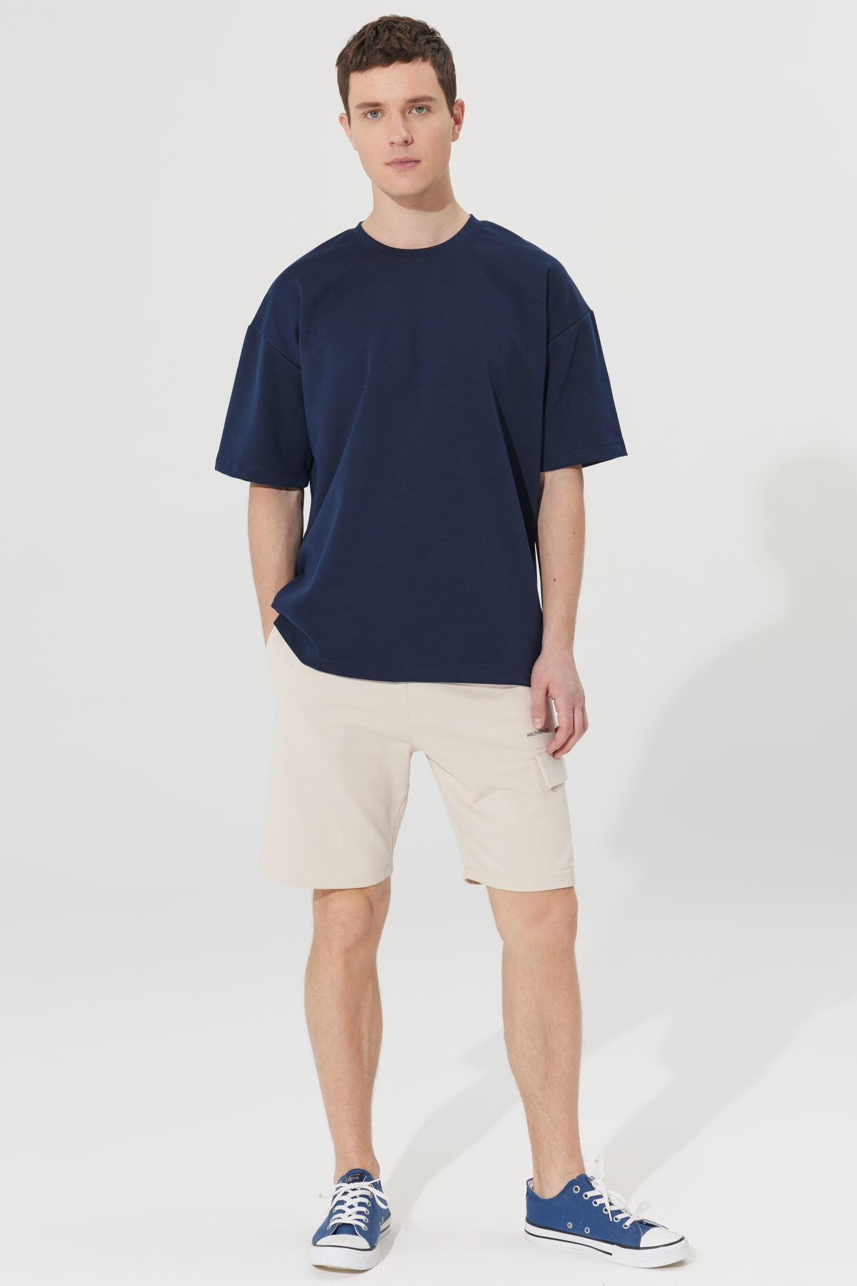 AC&Co / Altınyıldız Classics Erkek Lacivert Oversize Bol Kesim Bisiklet Yaka Kısa Kollu Sweatshirt görsel 2