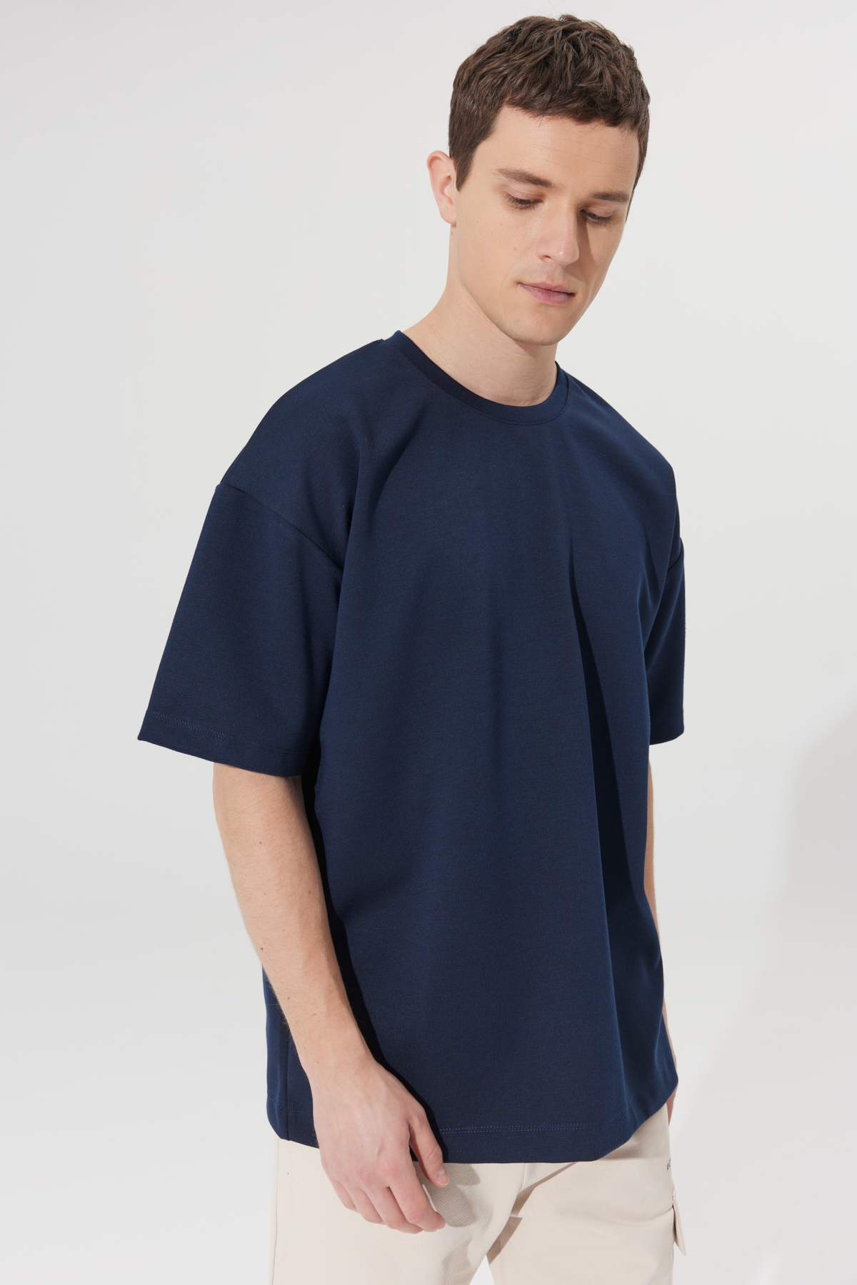 AC&Co / Altınyıldız Classics Erkek Lacivert Oversize Bol Kesim Bisiklet Yaka Kısa Kollu Sweatshirt görsel 6
