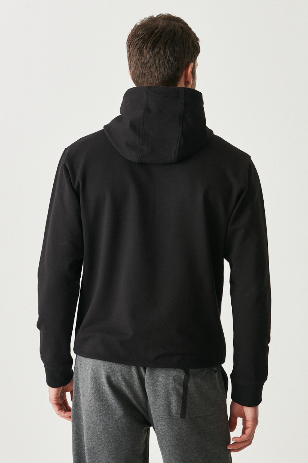 Altınyıldız Classics Erkek Siyah Standart Fit Normal Kesim Kapüşonlu Baskılı Sweatshirt görsel 4