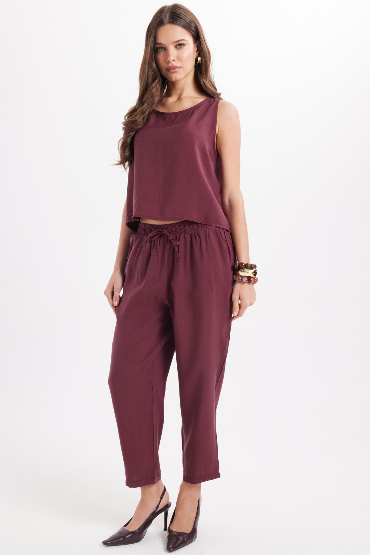 TUDORS Kadın Standart Fit Normal Kesim Elastanlı Bisiklet Yaka Bluz Geniş Paça Bordo Pantolon Takım