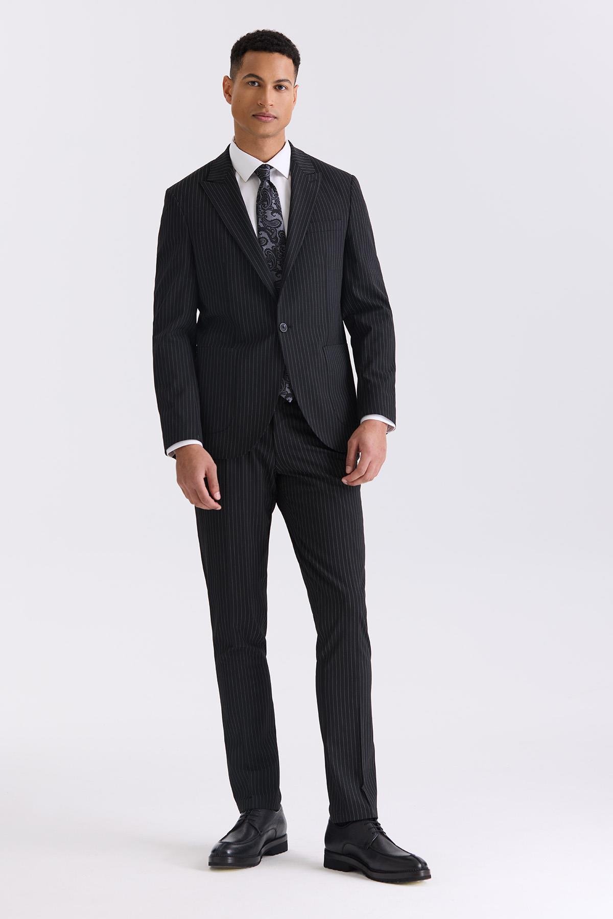 JAKAMEN Siyah Slim Fit Sivri Yaka Strech Çizgili Jogger Takım Elbise