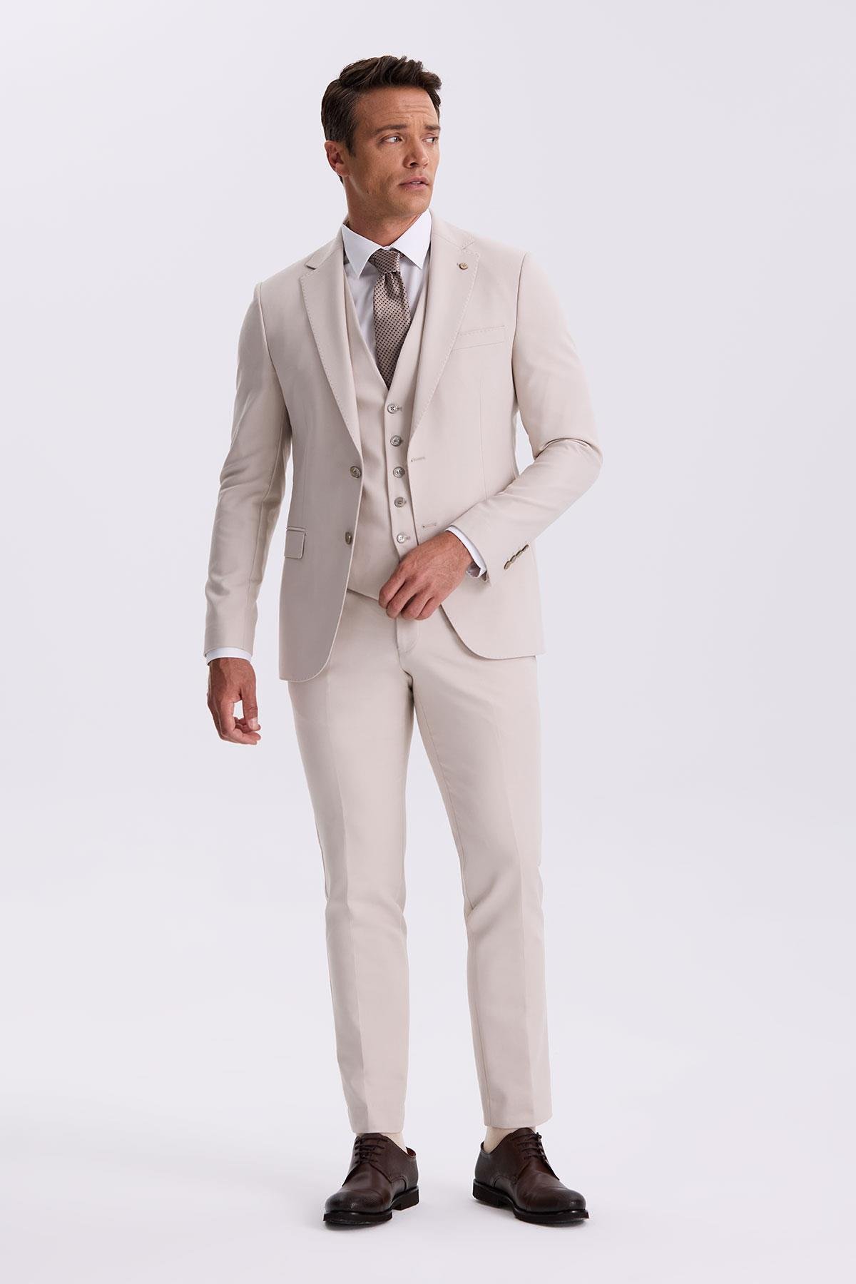 JAKAMEN Bej Slim Fit Mono Yaka Çift Yırtmaçlı Yelekli Takım Elbise