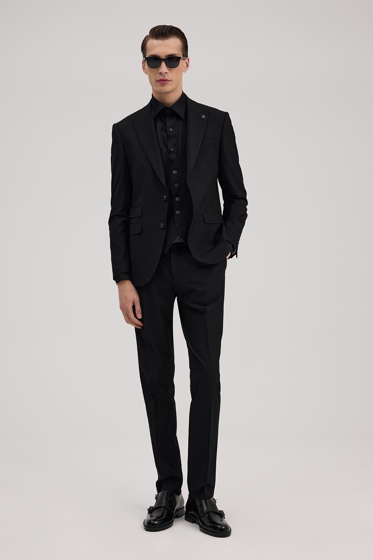 JAKAMEN Siyah Slim Fit Kırlangıç Yaka Yelekli Takım Elbise