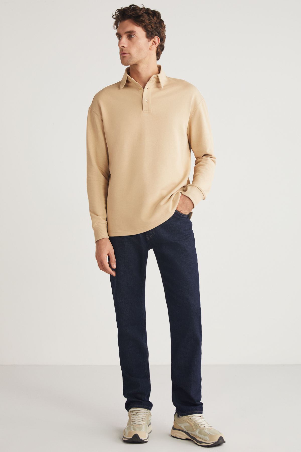 GRIMELANGE Erkek Polo Sweat Gömlek Yakalı Organik Pamuklu Yırtmaçlı İçi Polarsız BEJ Sweatshirt görsel 3