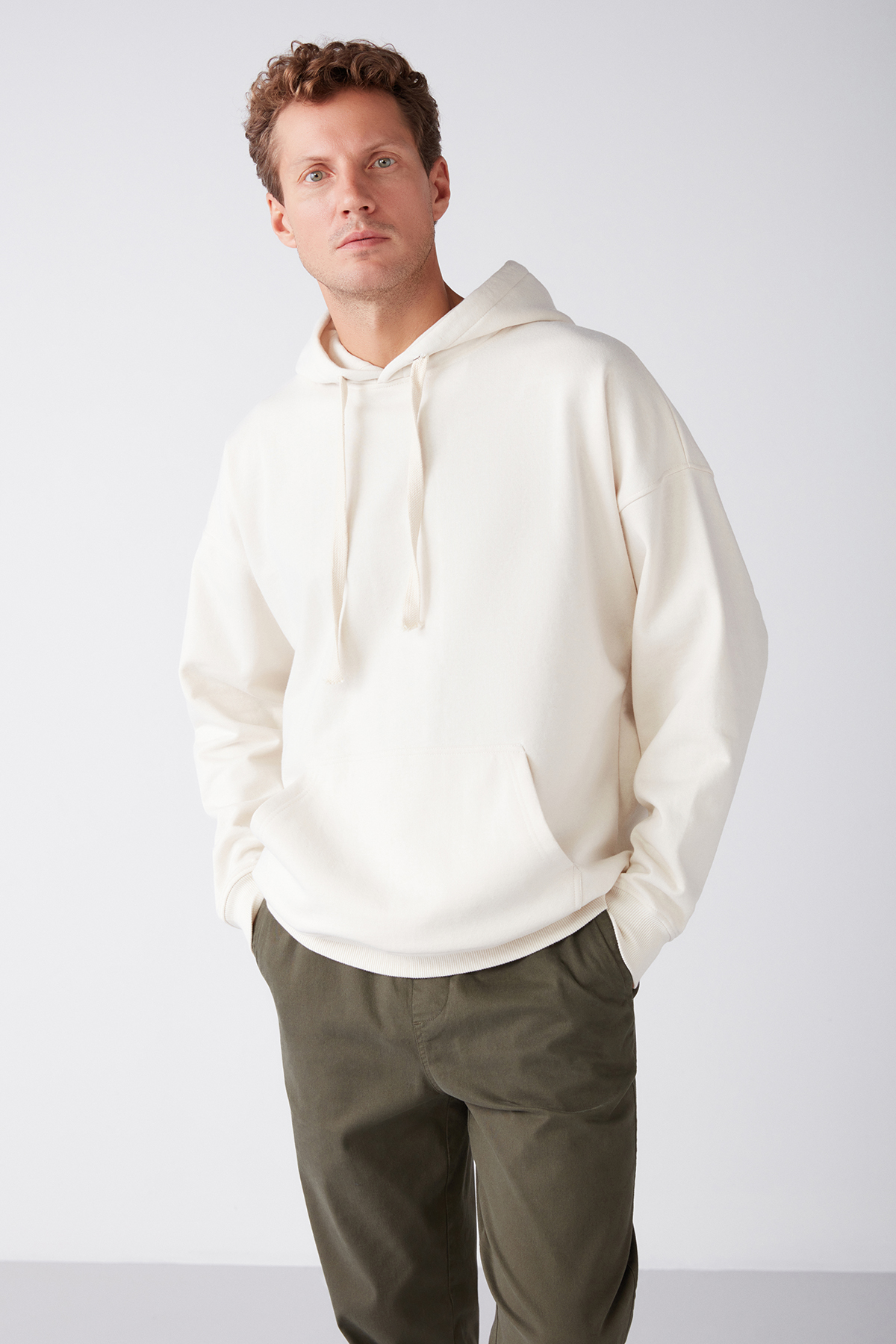 GRIMELANGE STEVE Erkek Yumusaçık Kumaşlı Kordonlu Oversize Kapüşonlu Kanguru Cepli EKRU Sweatshirt