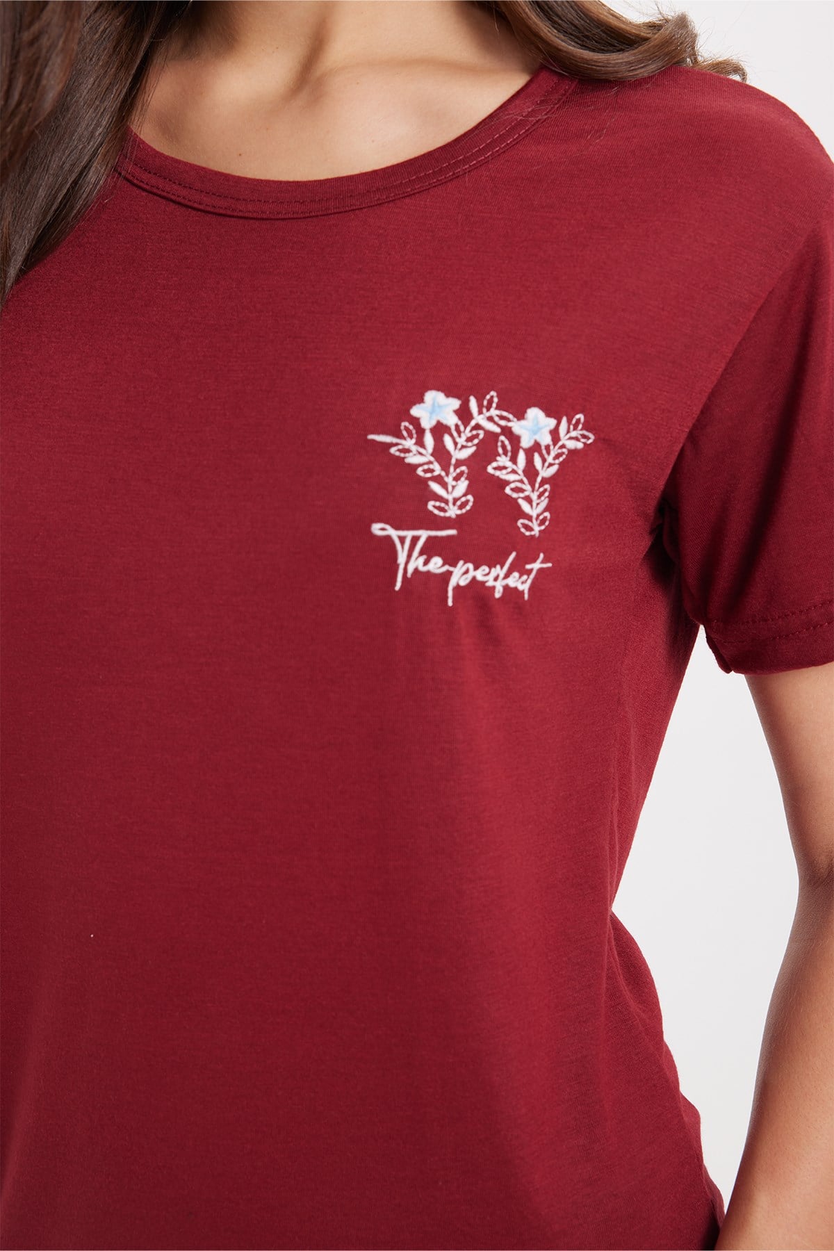 TUDORS Kadın Standart Fit Normal Kesim Bisiklet Yaka Kısa Kollu Baskılı Bordo Pijama Takımı görsel 6