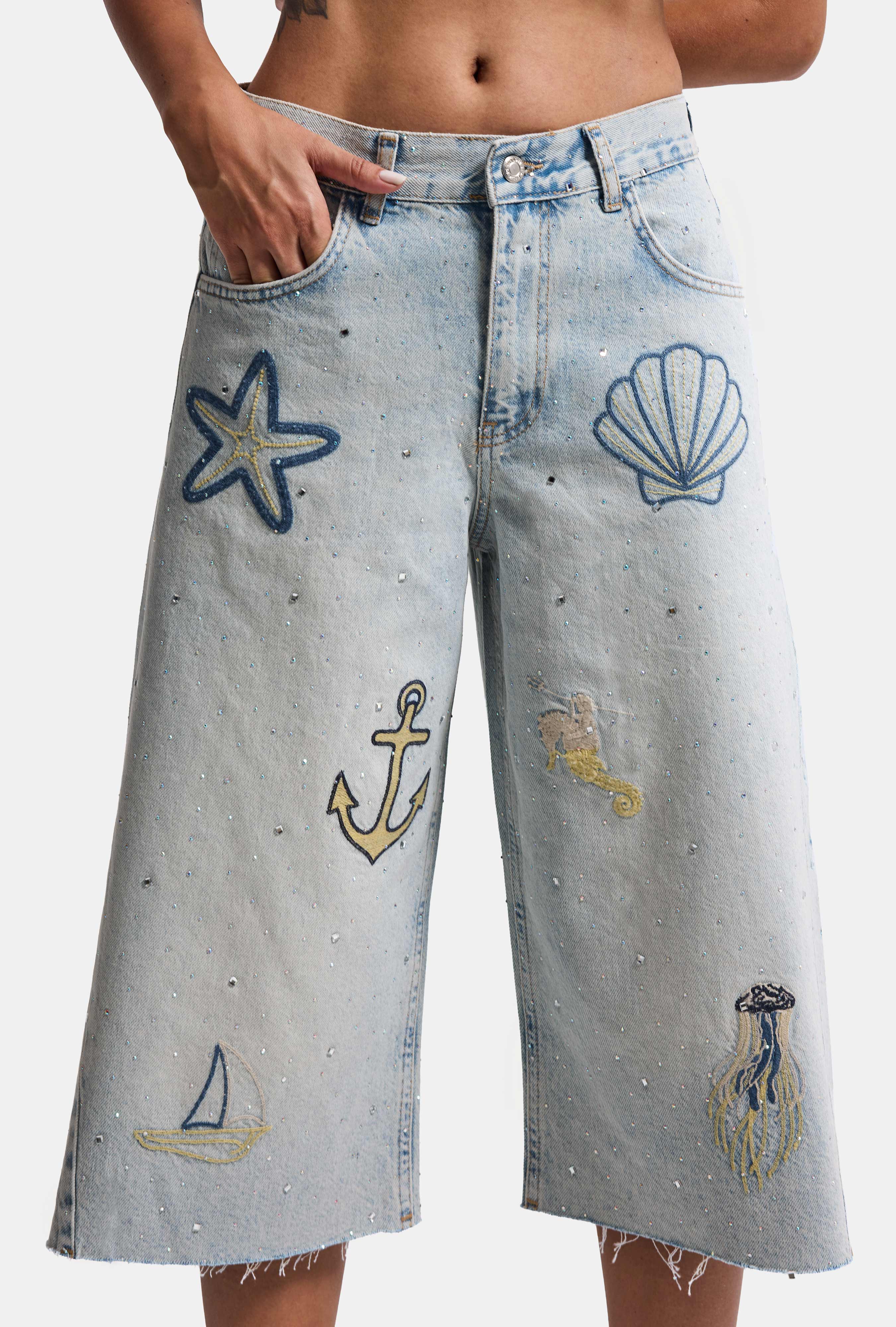 It's Basic Kadın Jean Rengi T-4s6-99 Baggy Bermuda Nakış Parlak Taş Özel Tasarım Şort