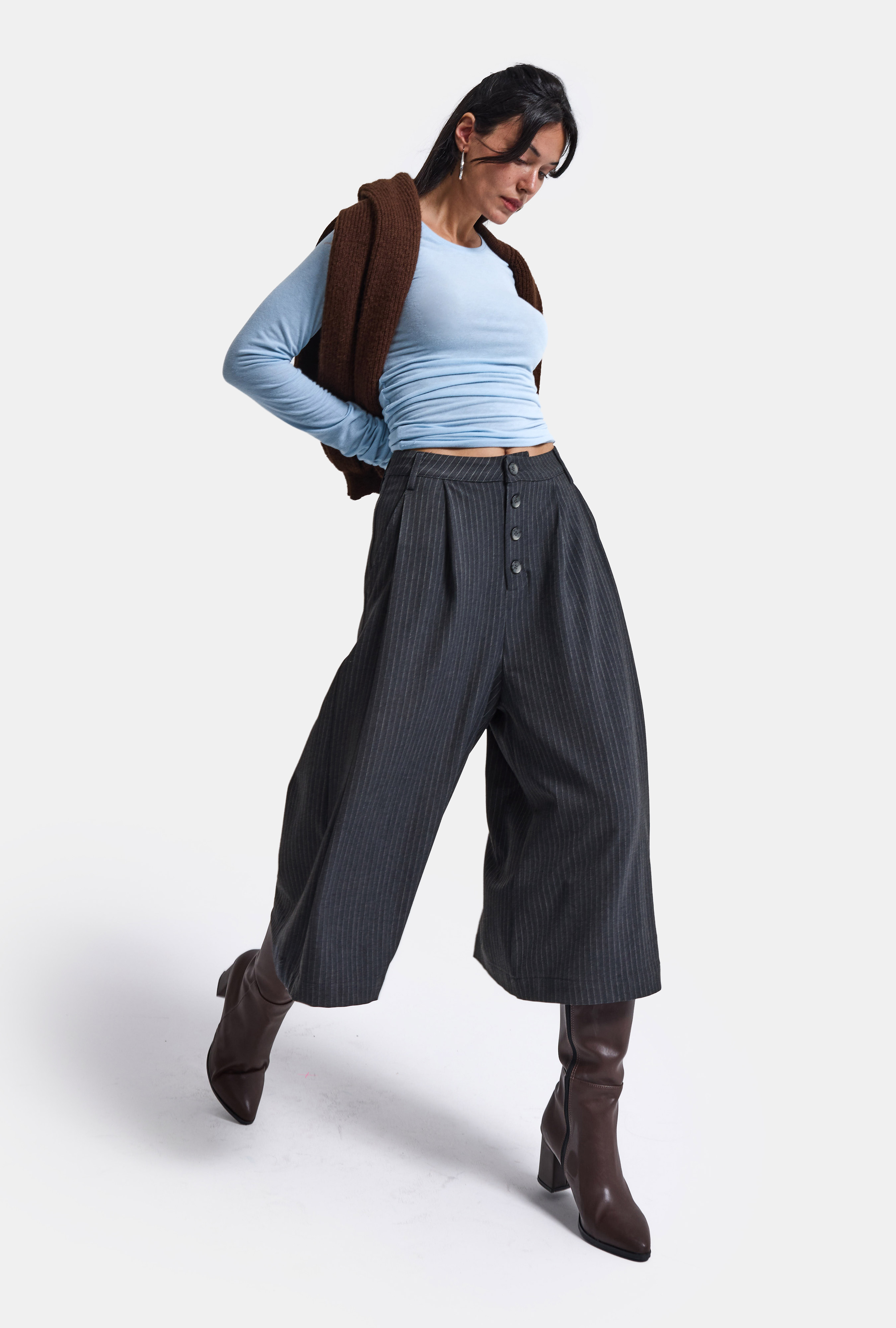 It's Basic Kadın Antrasit Çizgili w6-45 Baggy Bermuda Şort Pantolon görsel 4
