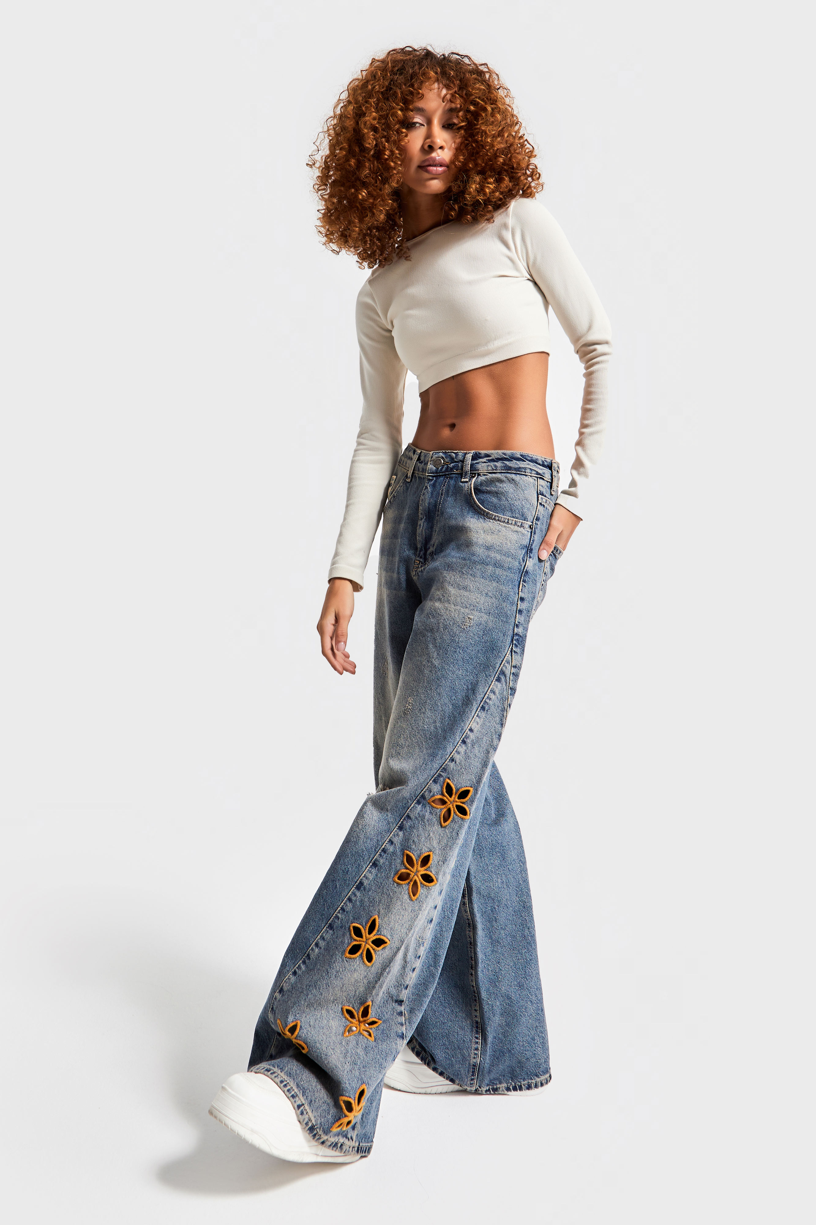 It's Basic Kadın T.Kot Rengi Çiçek Nakışlı Bol Kesim Tasarım Denim görsel 3