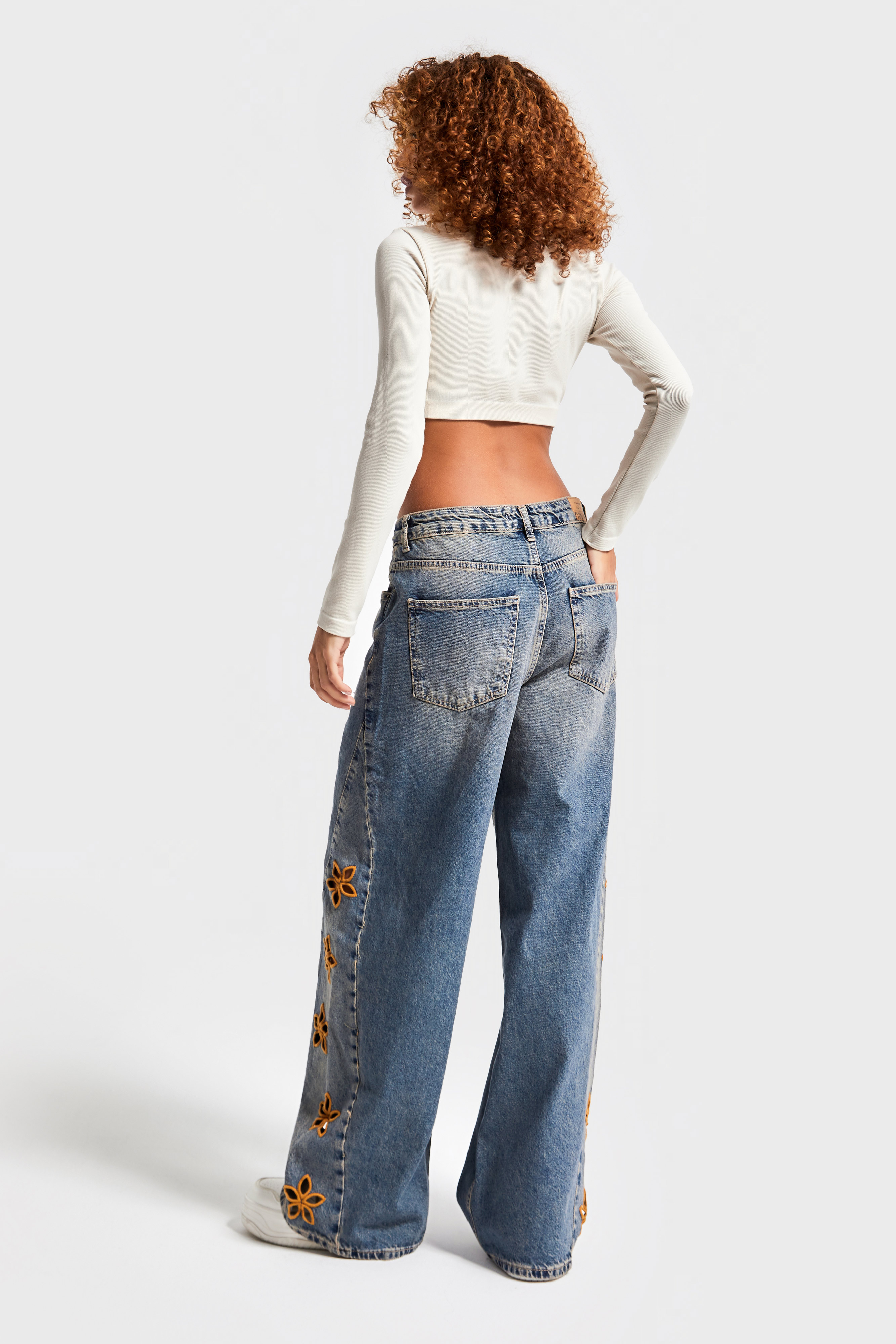 It's Basic Kadın T.Kot Rengi Çiçek Nakışlı Bol Kesim Tasarım Denim görsel 5