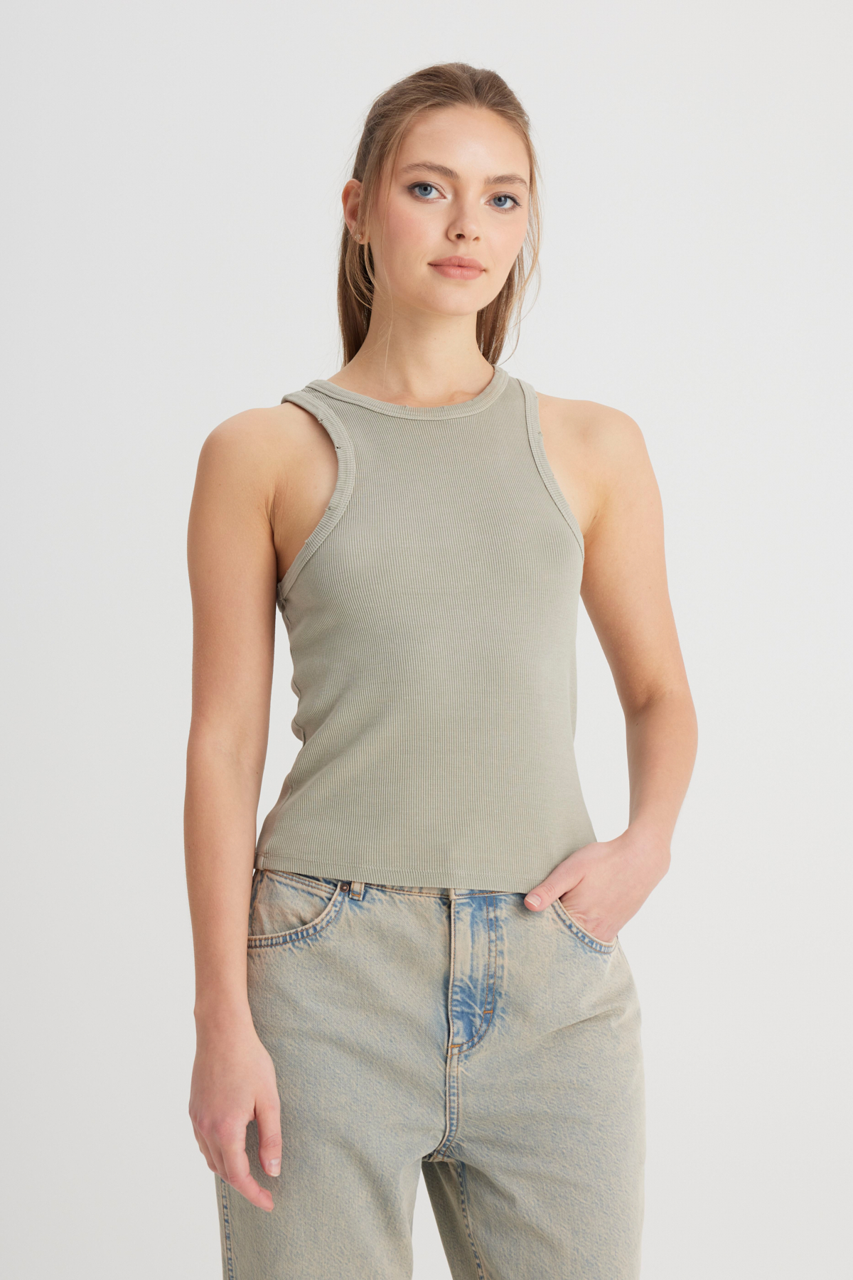 Wrangler Slim Fit Dar Kesim Bisiklet Yaka Haki Bluz görsel 4
