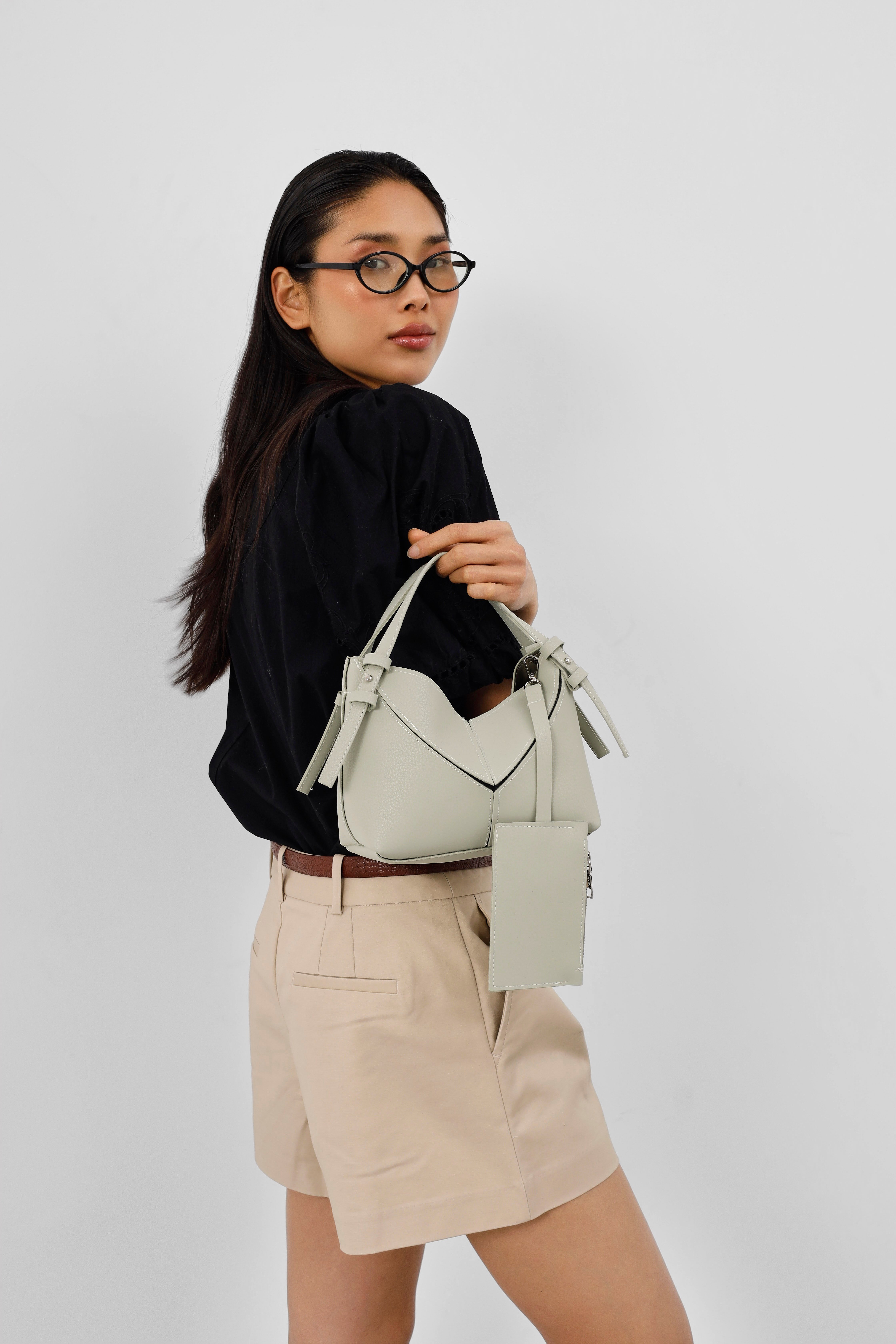 Shulebags Rada Asimetrik Charmlı El Ve Çapraz Çanta Mint görsel 4