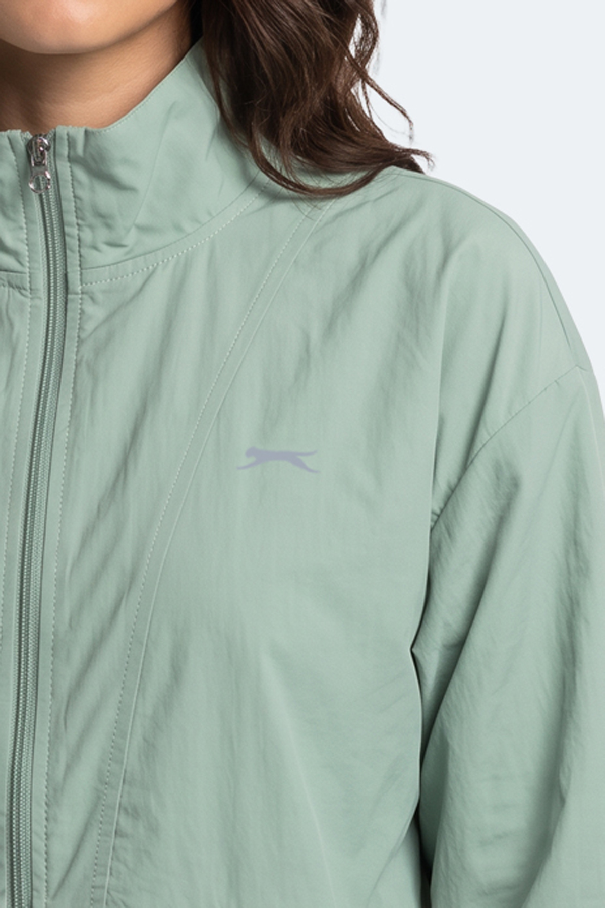 SLAZENGER RESTORED Kadın Dik Yaka Fermuarlı Oversıze Su Yeşili Rüzgarlık görsel 2