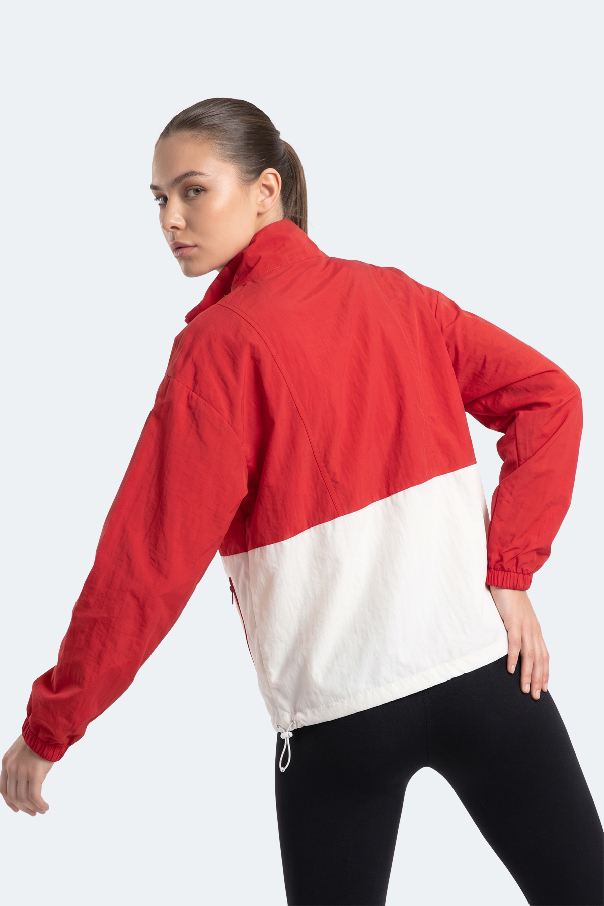 SLAZENGER RYDER I Kadın Dik Yaka Fermuarlı Oversıze Kırmızı Rüzgarlık görsel 5
