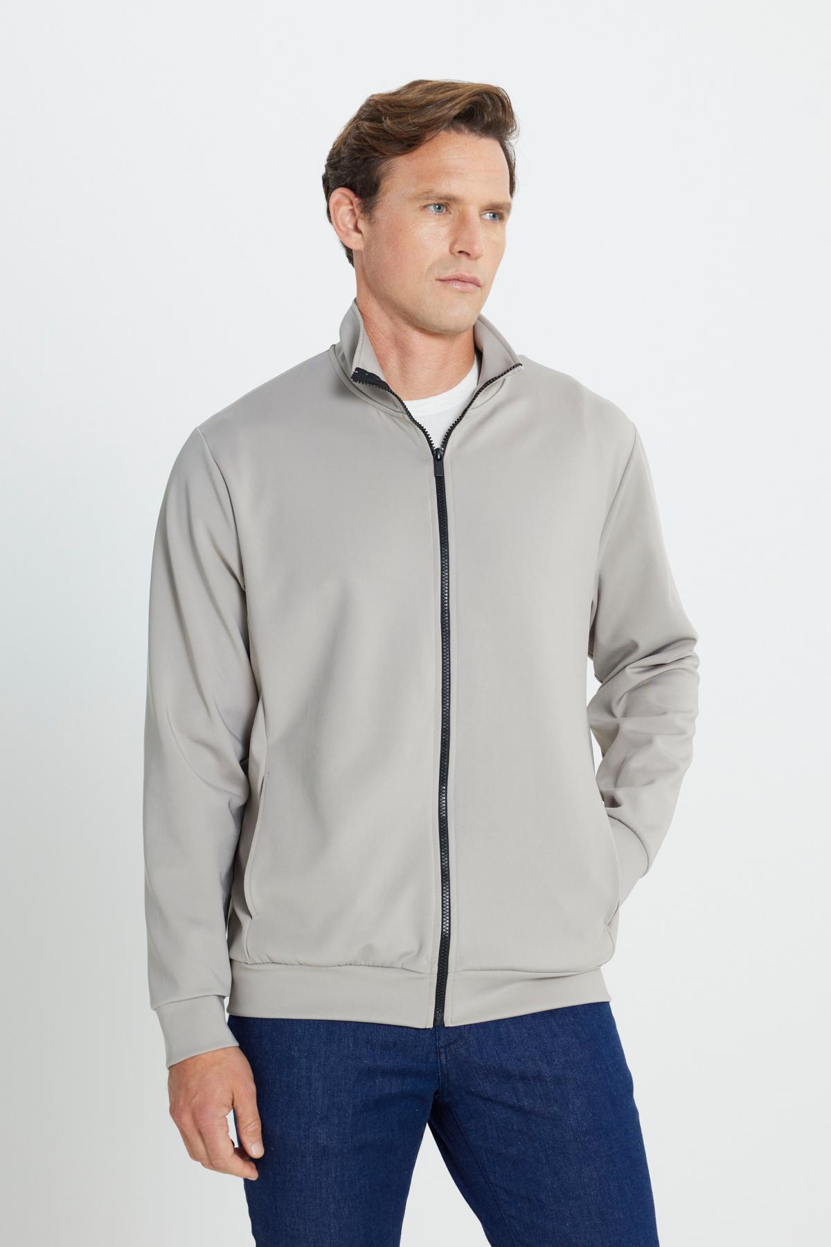 AC&Co / Altınyıldız Classics Bej Pamuklu Standart Fit Normal Kesim Dik Yaka Cepli Esnek Erkek Fermuarlı Sweatshirt Hırka