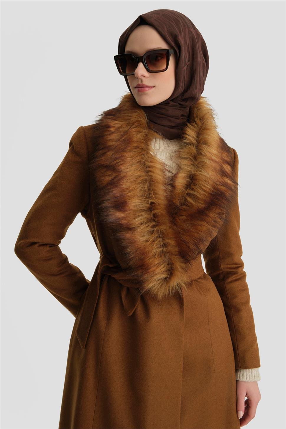 ARMİNE Kürklü Kaşe Kap 24Kh7530 Taba görsel 3