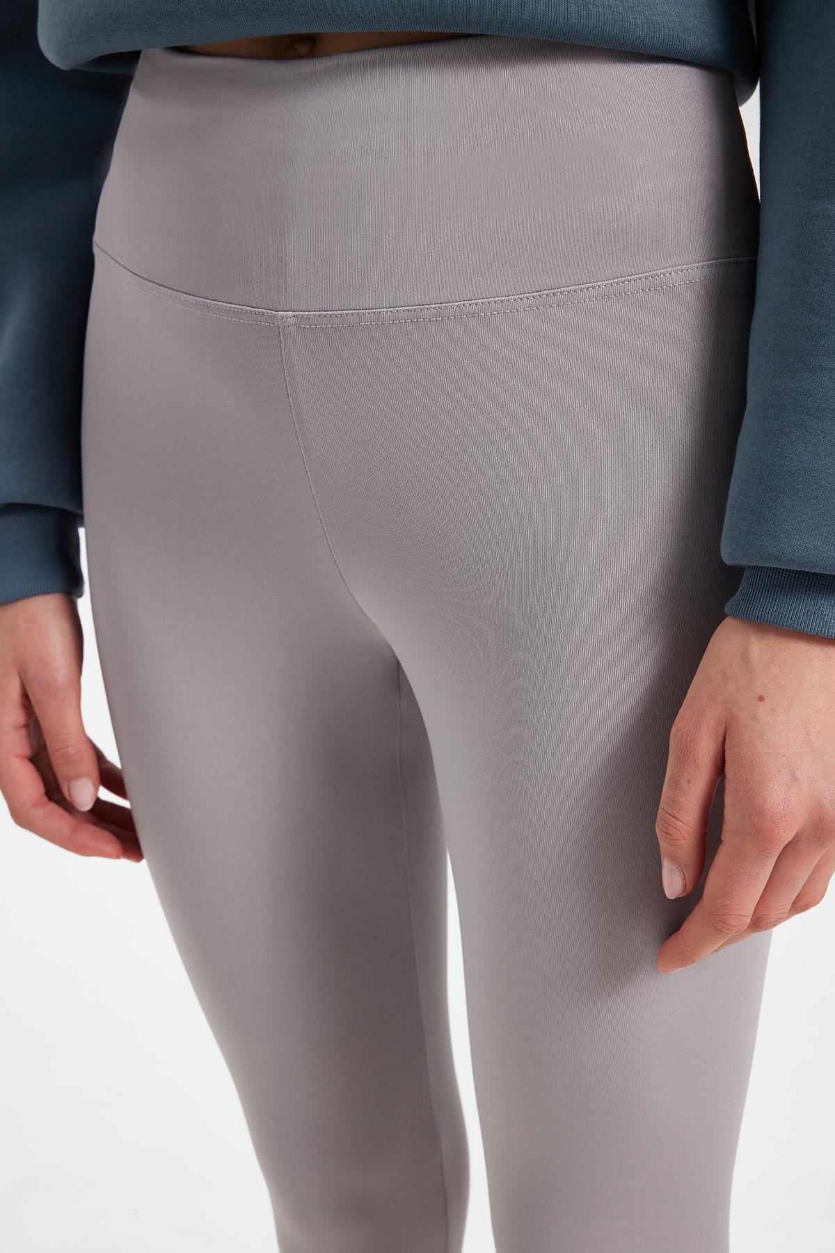 TUDORS Kadın Slim Fit Dar Kesim Scuba Kumaş Beli Lastikli Gri Tayt görsel 3