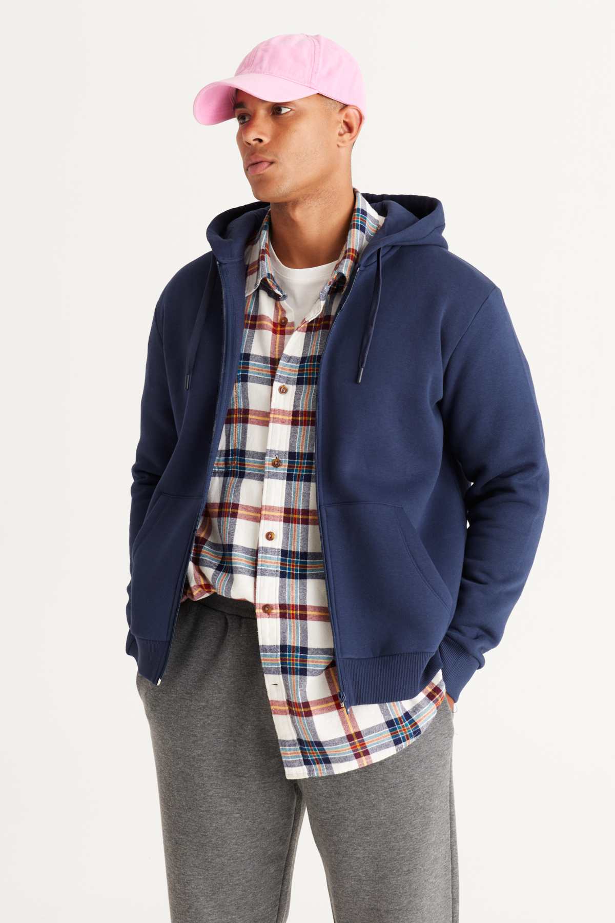 AC&Co / Altınyıldız Classics Lacivert Standart Fit Normal Kesim Kapüşonlu Erkek Fermuarlı Sweatshirt Hırka
