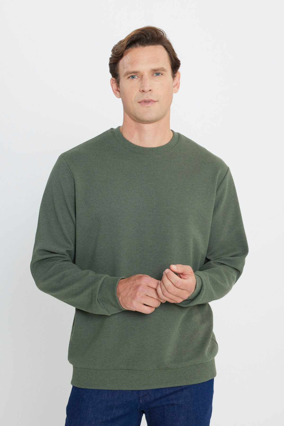 AC&Co / Altınyıldız Classics Erkek Haki 2 İplik Sıcak Tutan Standart Fit Normal Kesim Bisiklet Yaka Dokulu Sweatshirt görsel 3