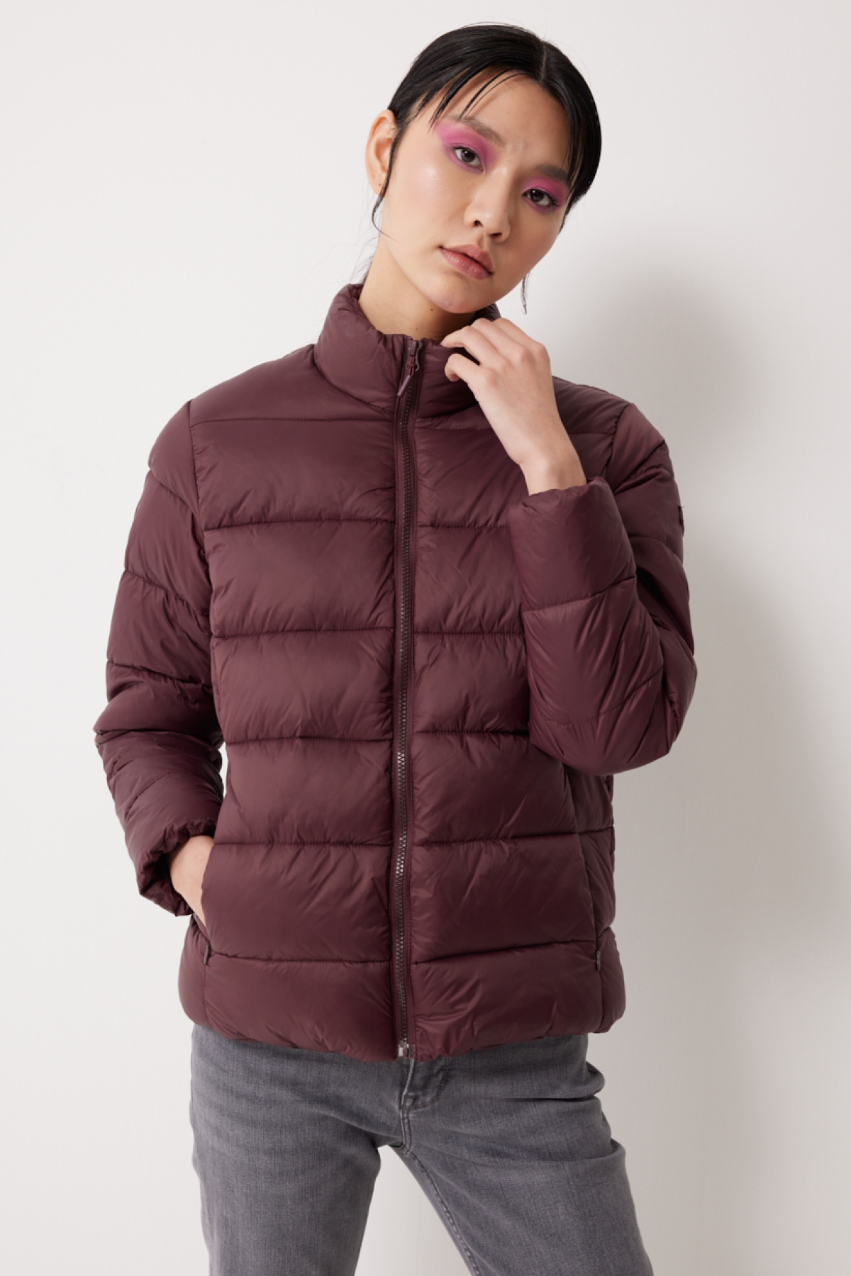 Lee Regular Fit Normal Kesim Dik Yaka Mor Şişme Mont