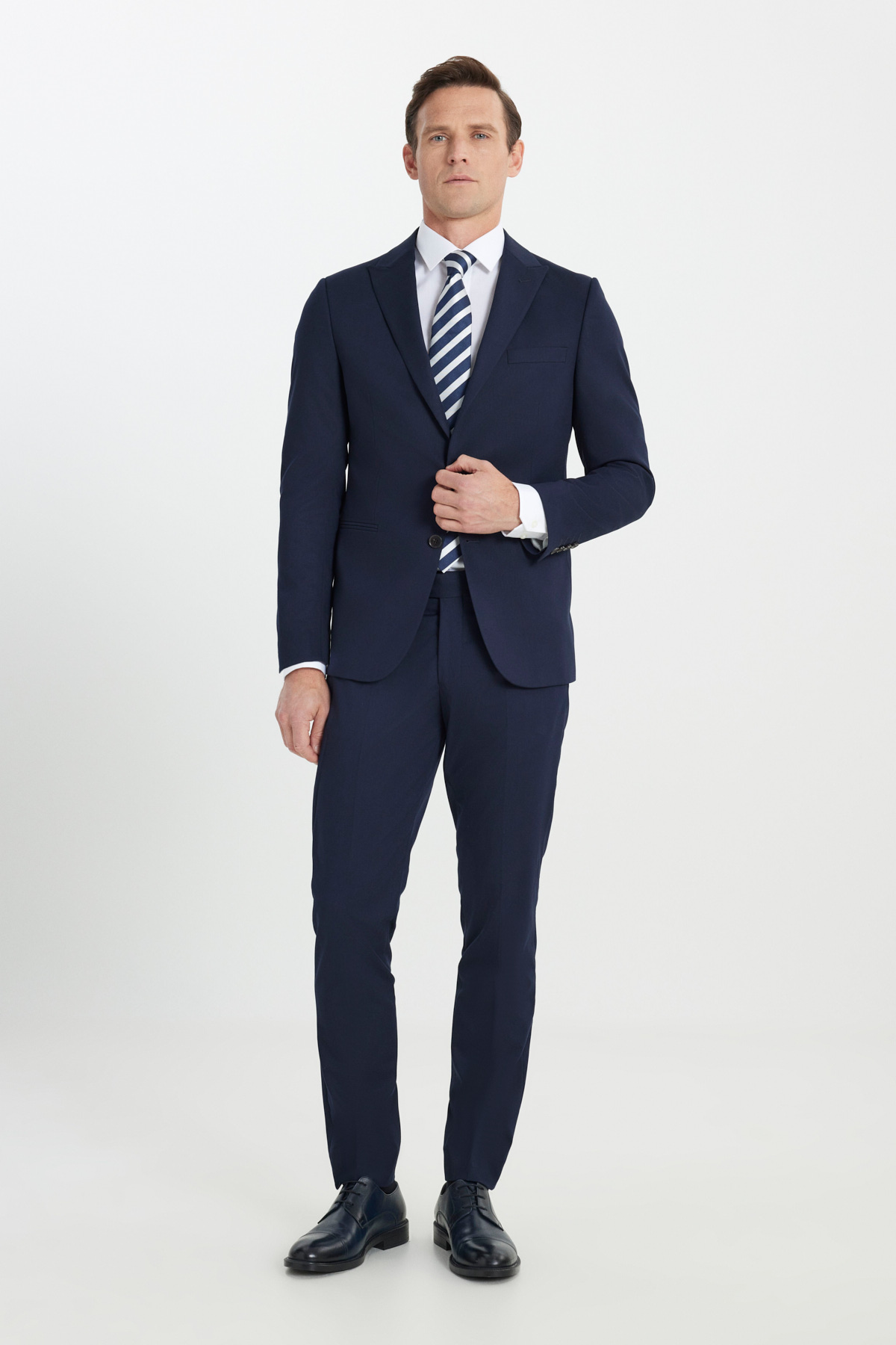 Altınyıldız Classics Erkek Lacivert Ekstra Slim Fit Dar Kesim Kırlangıç Yaka Takım Elbise görsel 4