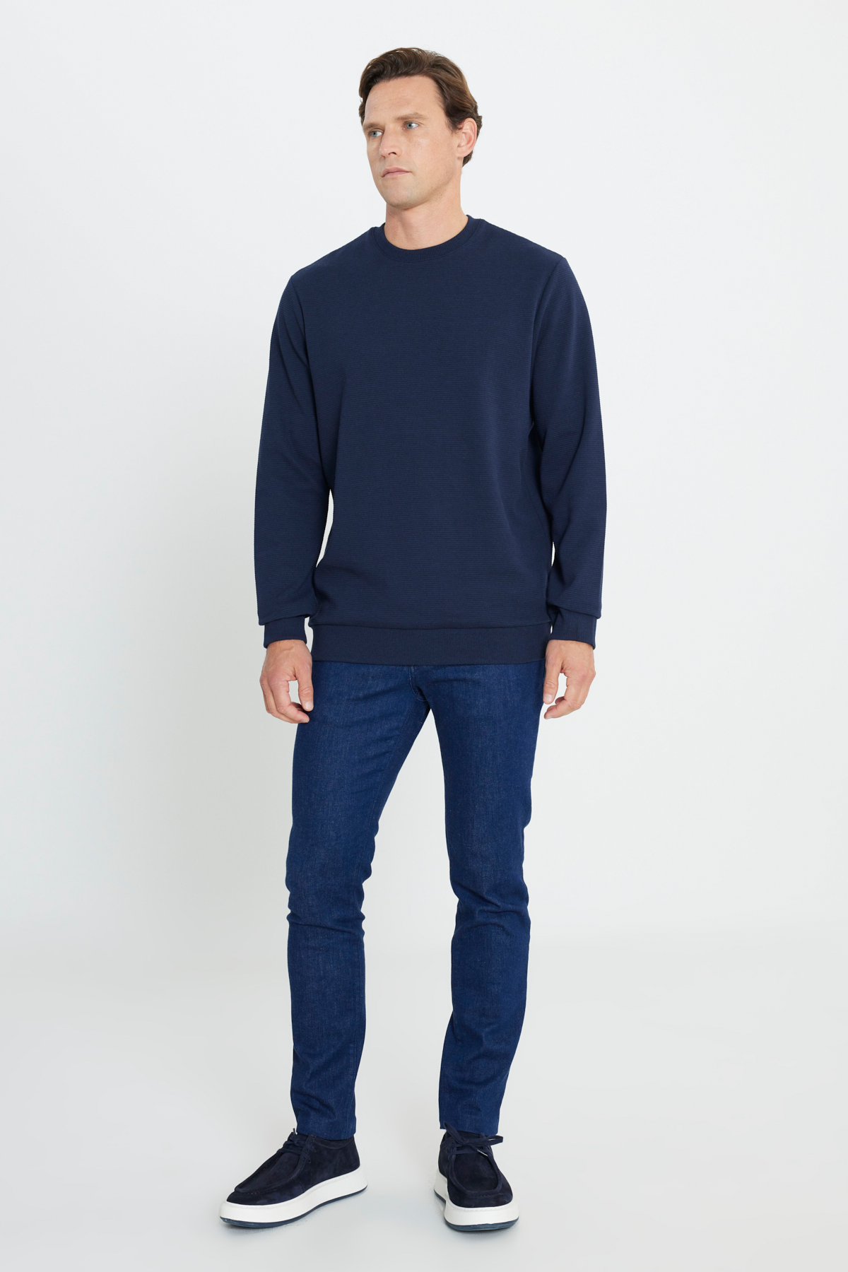 AC&Co / Altınyıldız Classics Erkek Lacivert 2 İplik Sıcak Tutan Standart Fit Normal Kesim Bisiklet Yaka Dokulu Sweatshirt görsel 2