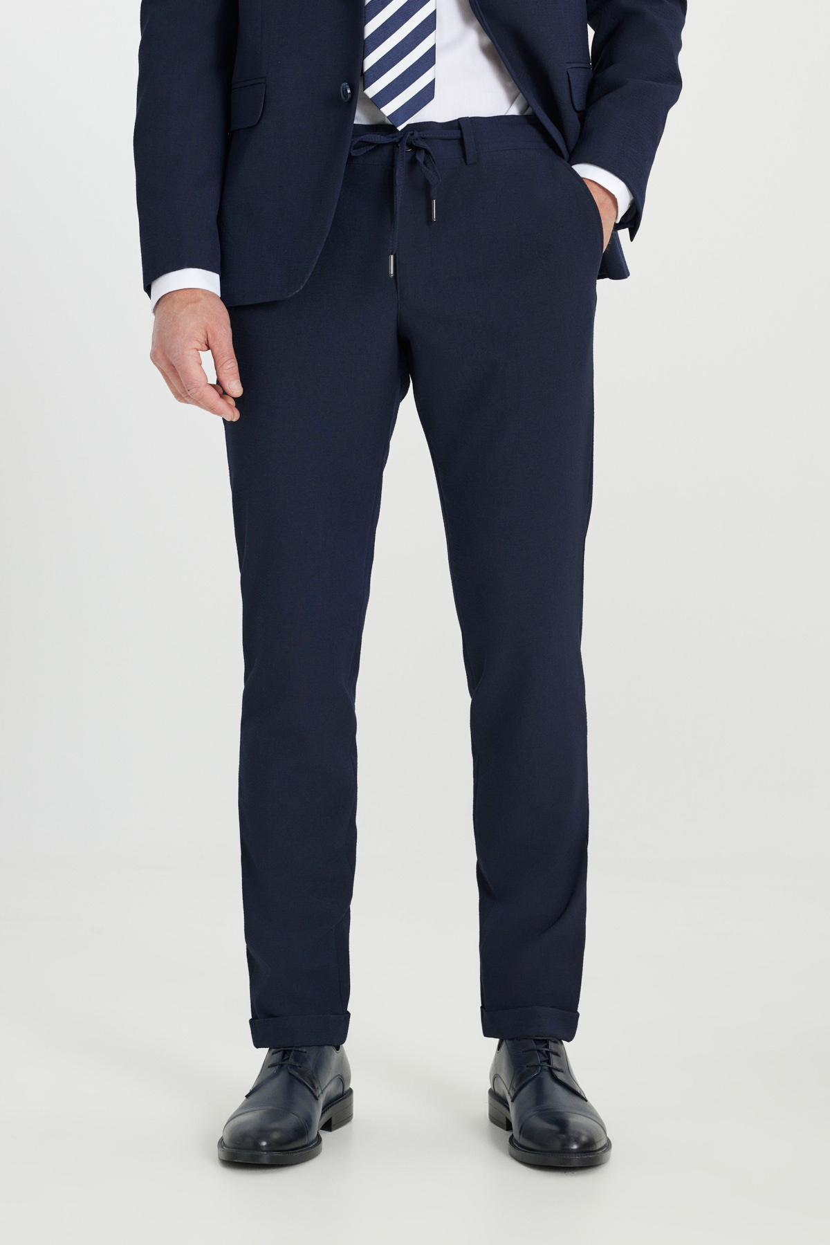 Altınyıldız Classics Erkek Lacivert Slim Fit Dar Kesim Kırlangıç Yaka Gofre Desenli Takım Elbise görsel 6