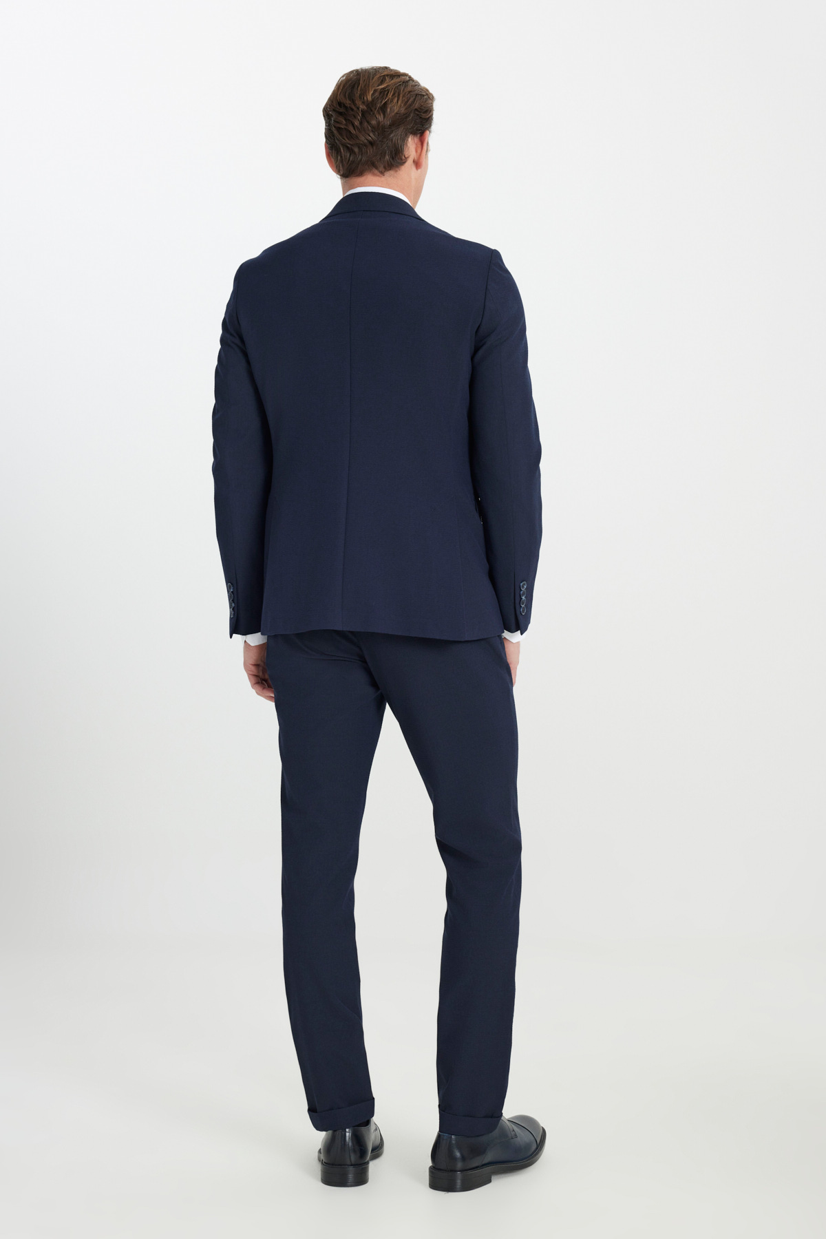 Altınyıldız Classics Erkek Lacivert Slim Fit Dar Kesim Kırlangıç Yaka Gofre Desenli Takım Elbise görsel 8