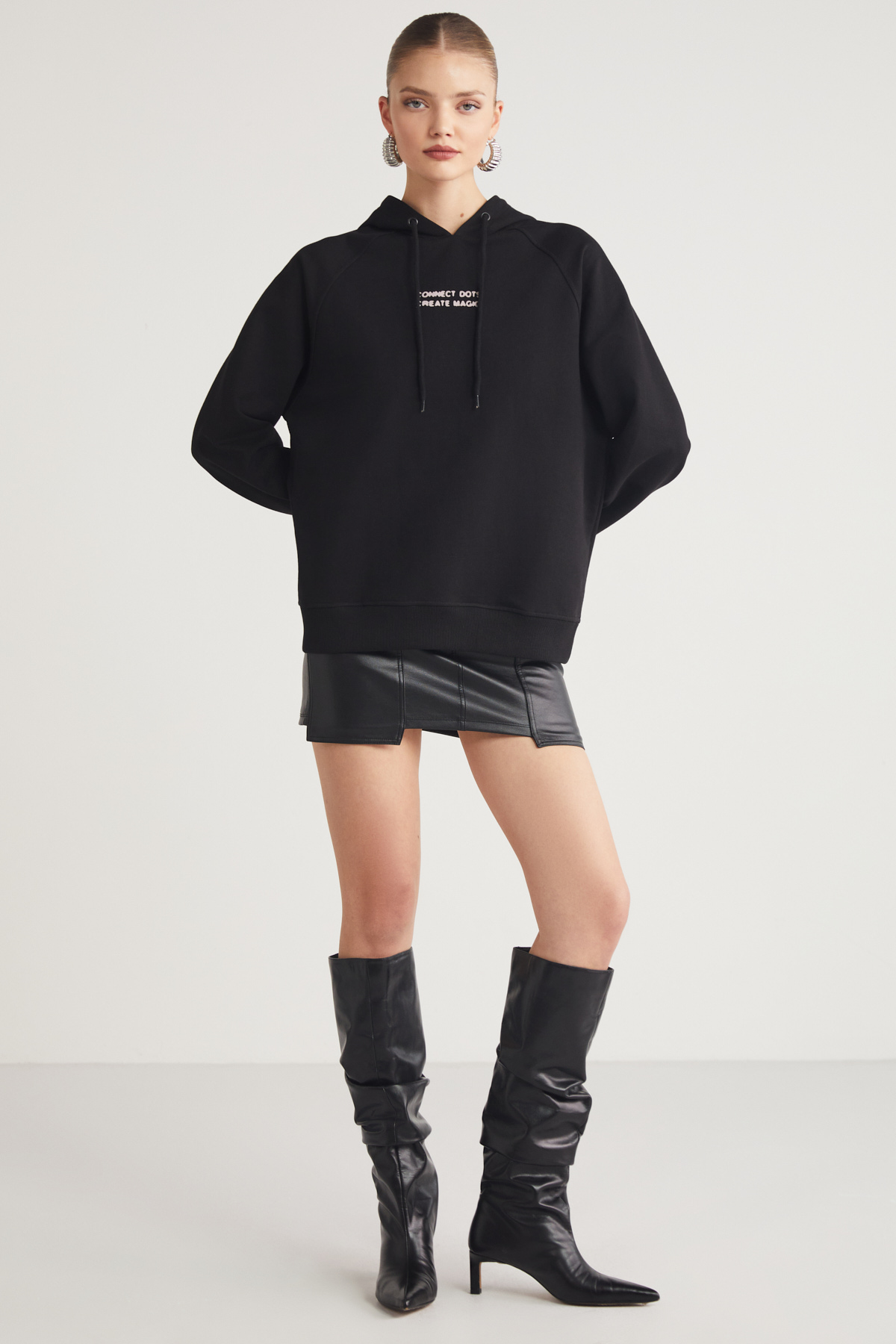 ETHIQUET GLACE Kadın Ön Ve Arka Baskı Detaylı Kapüşonlu Regular Fit Normal Kalıp SİYAH Sweatshirt görsel 5