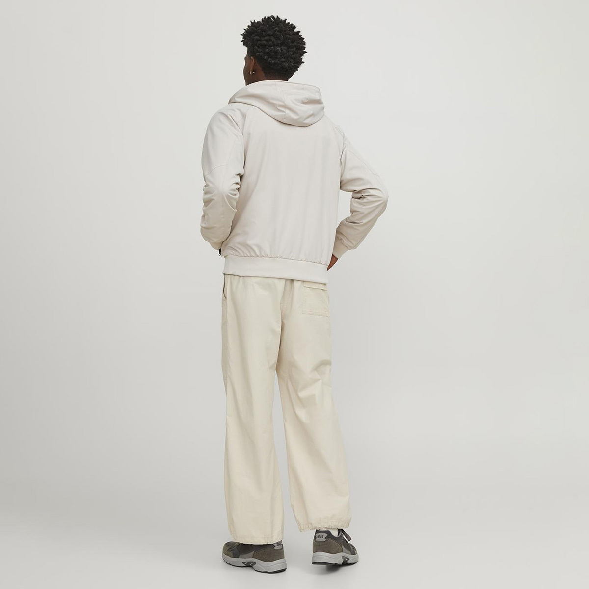 Jack & Jones Track Bomber Bej Kapüşonlu Erkek Fermuarlı Sweatshirt Hırka görsel 3