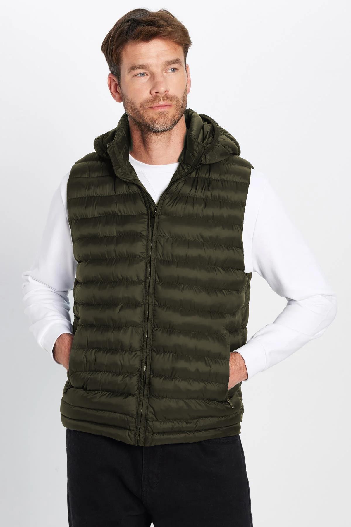 TUDORS Erkek Slim Fit Dar Kesim Astarlı Rüzgar Geçirmez Cepli Çıkarılabilir Kapüşonlu Şişme Yelek görsel 4